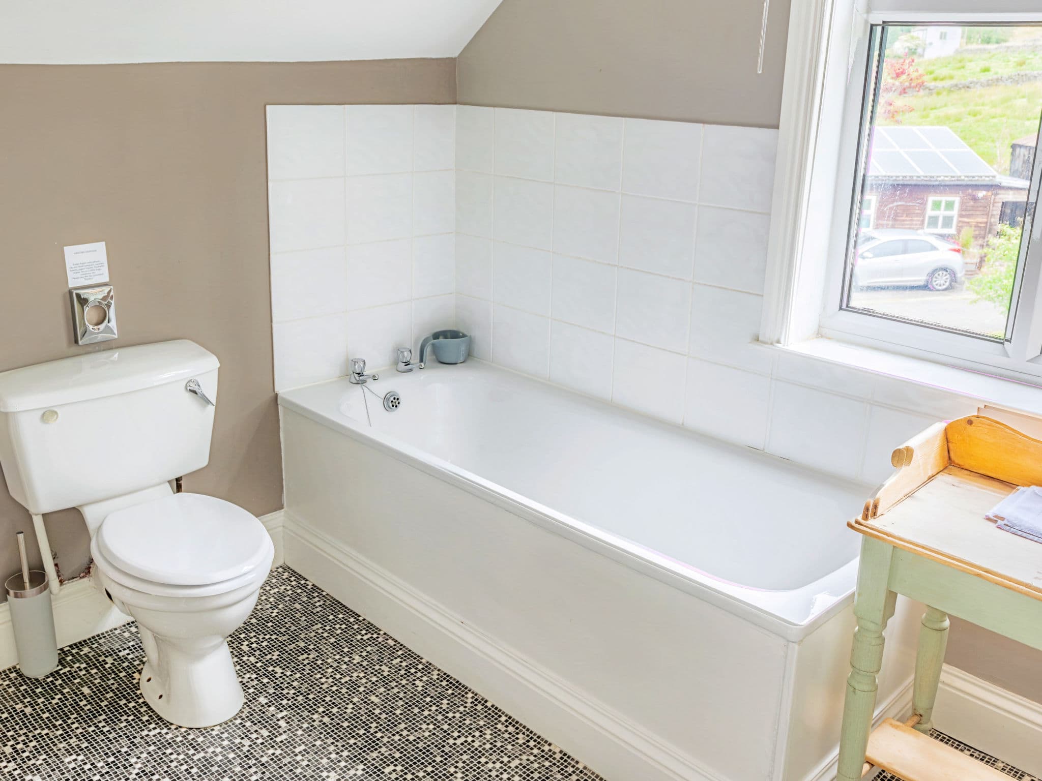 Bathroom / Wellness