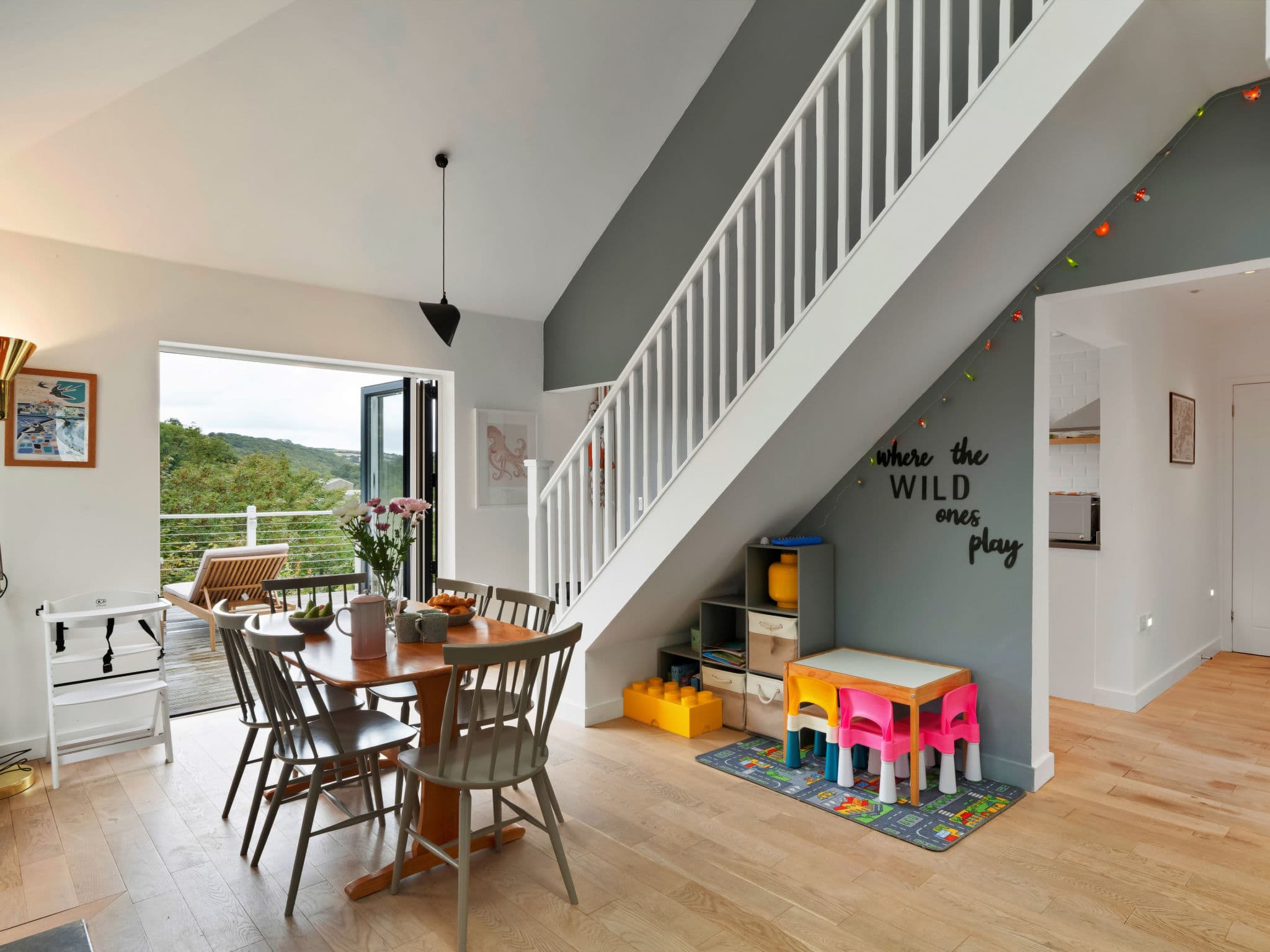 Kitchen / Dining Room