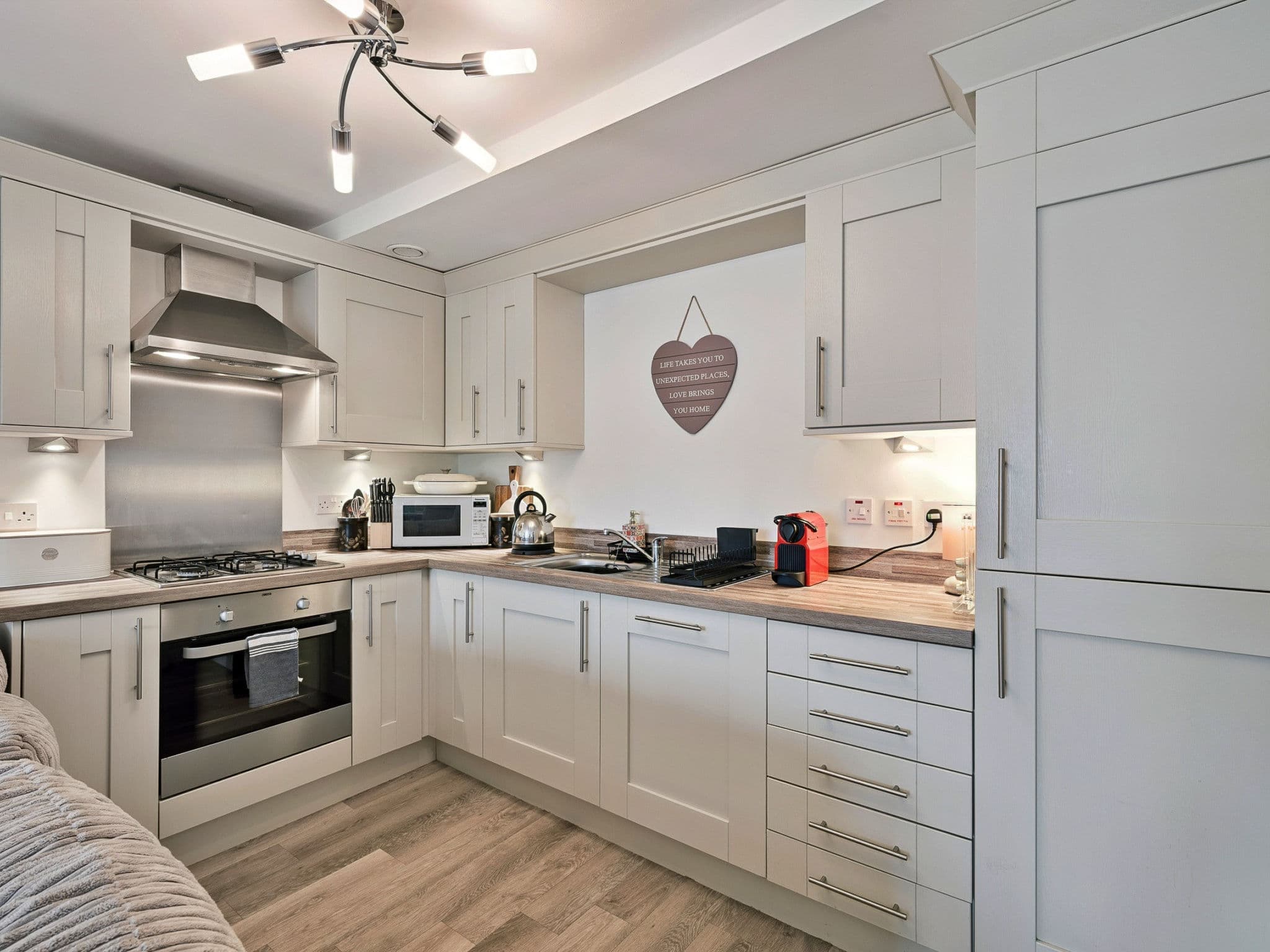 Kitchen / Dining Room