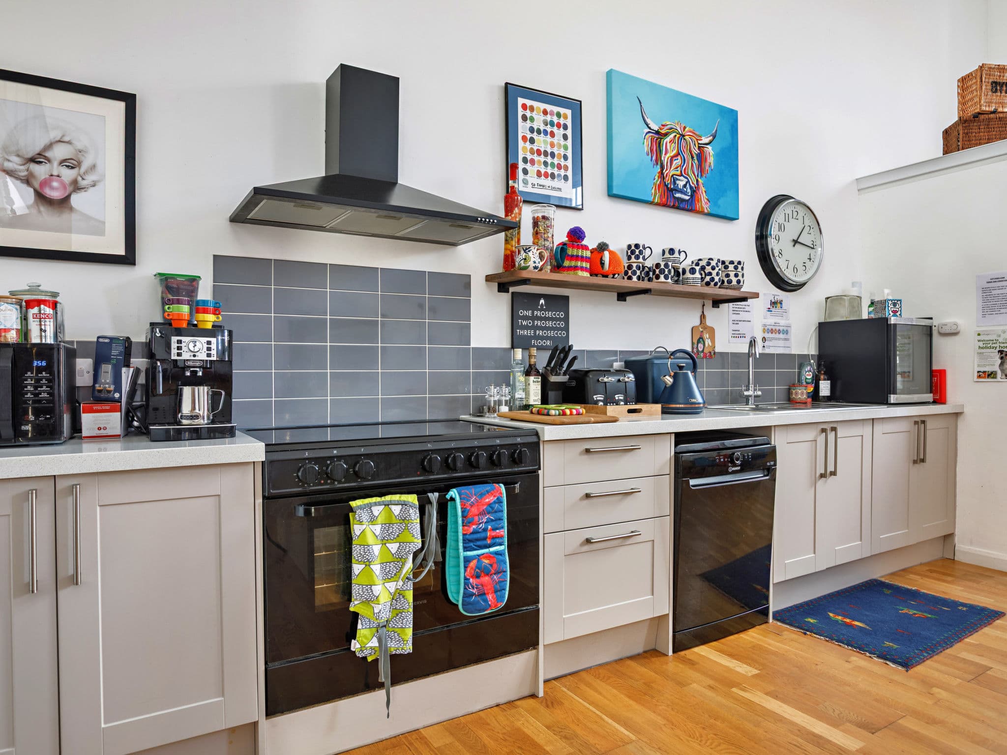 Kitchen / Dining Room