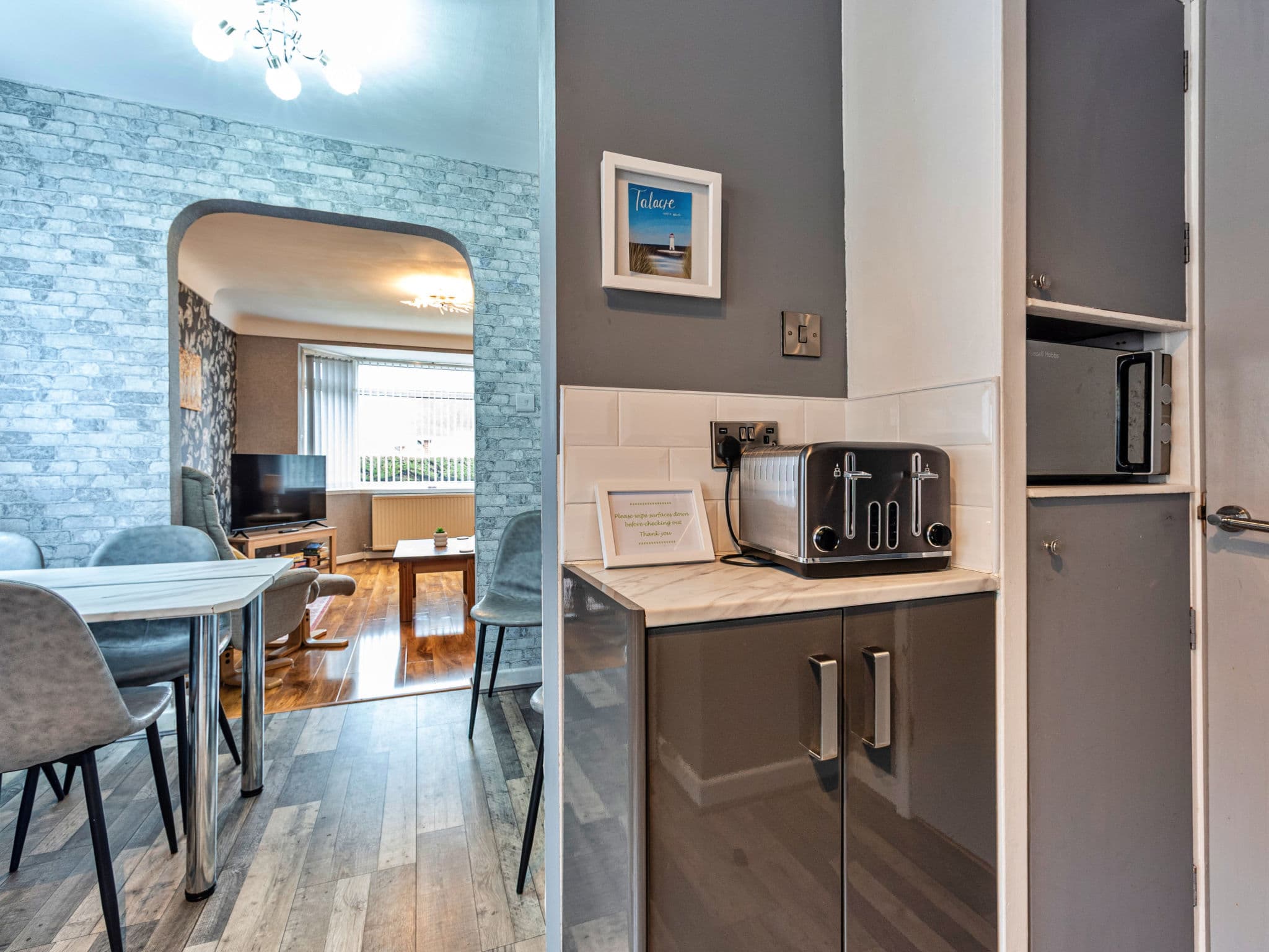 Kitchen / Dining Room