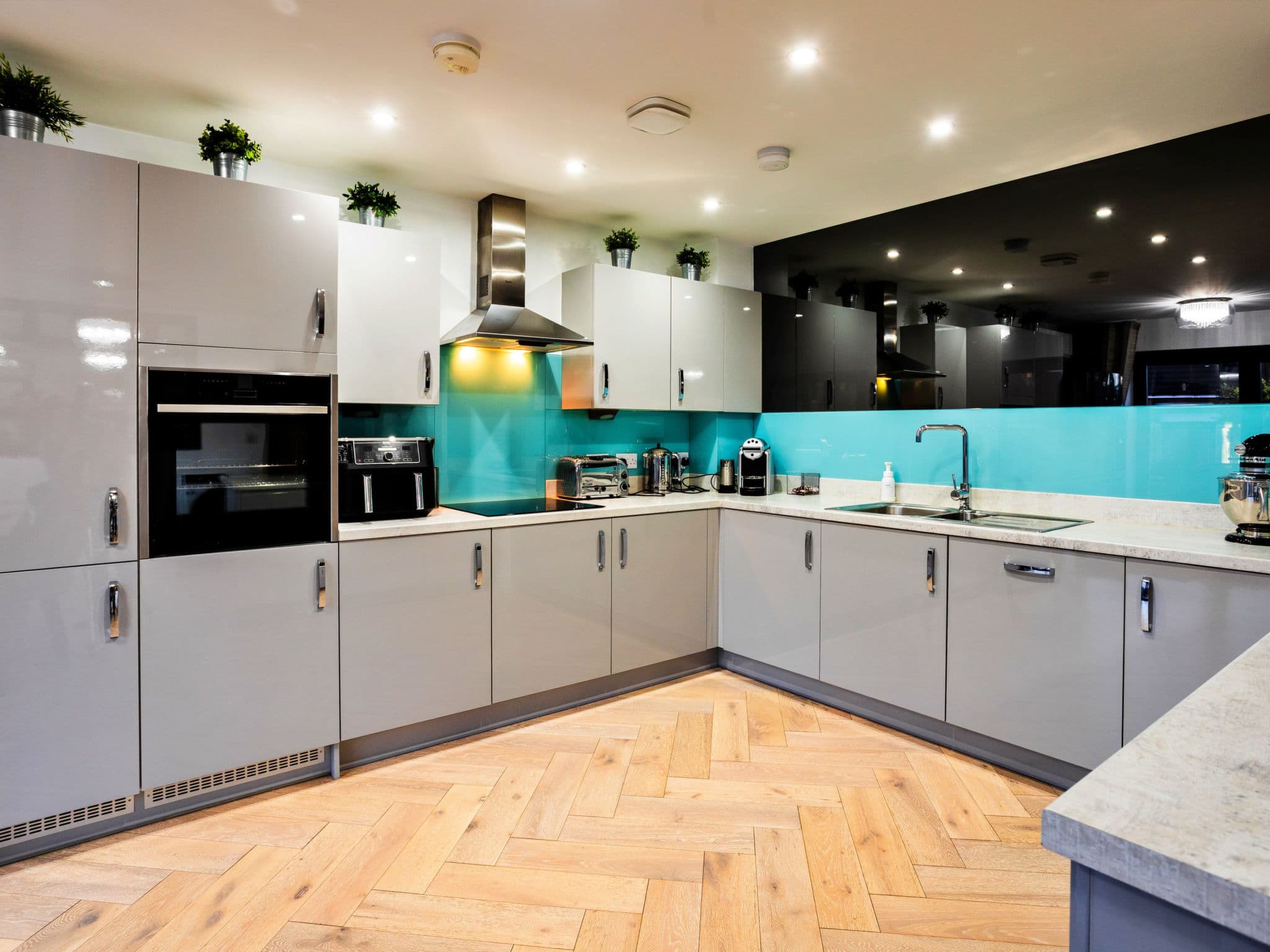 Kitchen / Dining Room