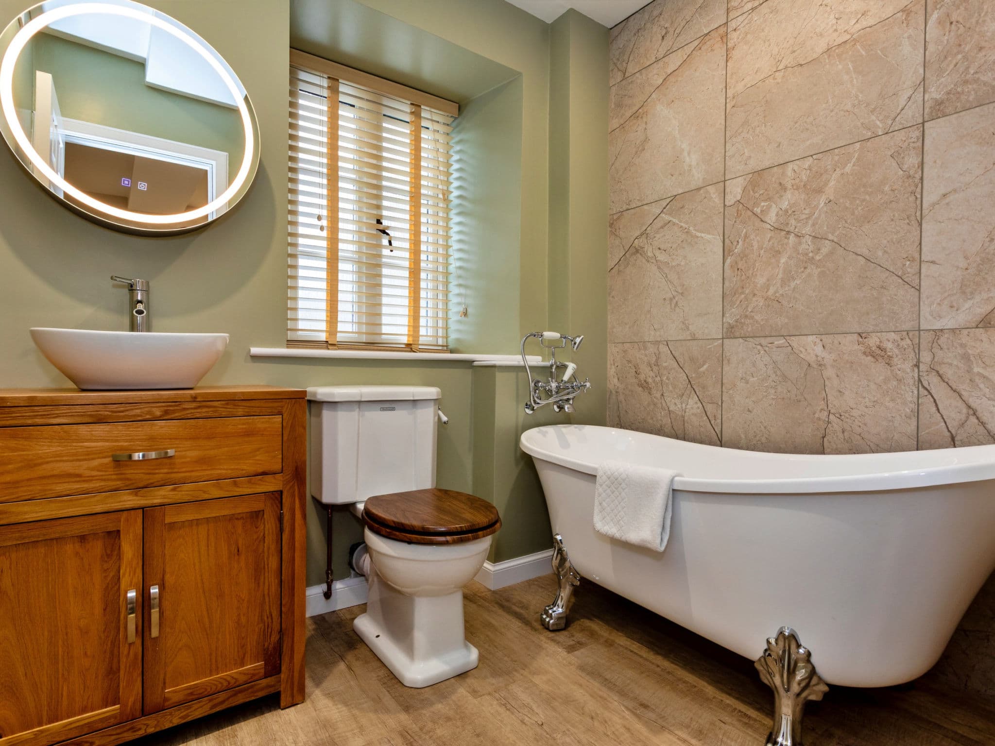 Bathroom / Wellness