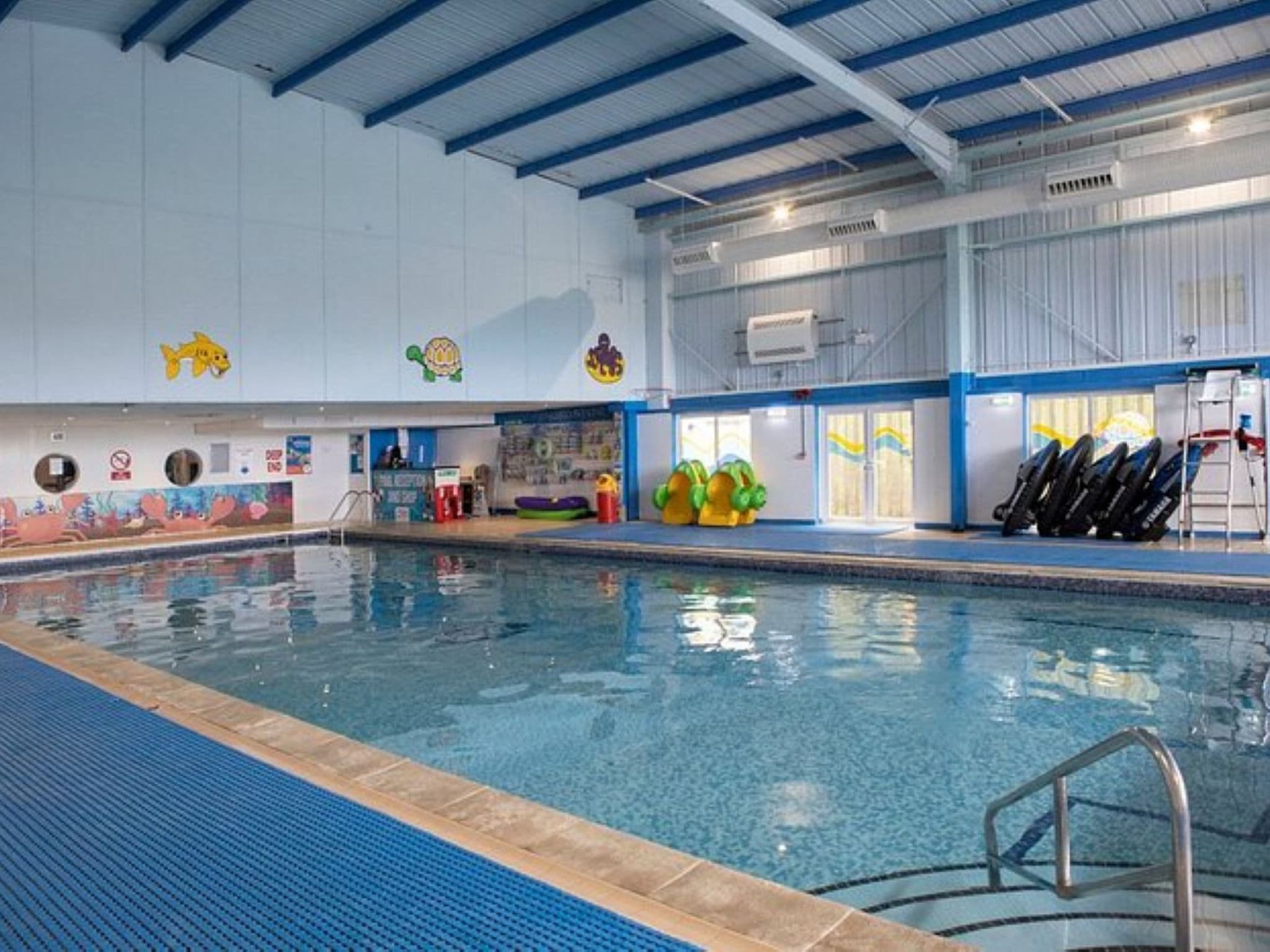 Pool Indoor