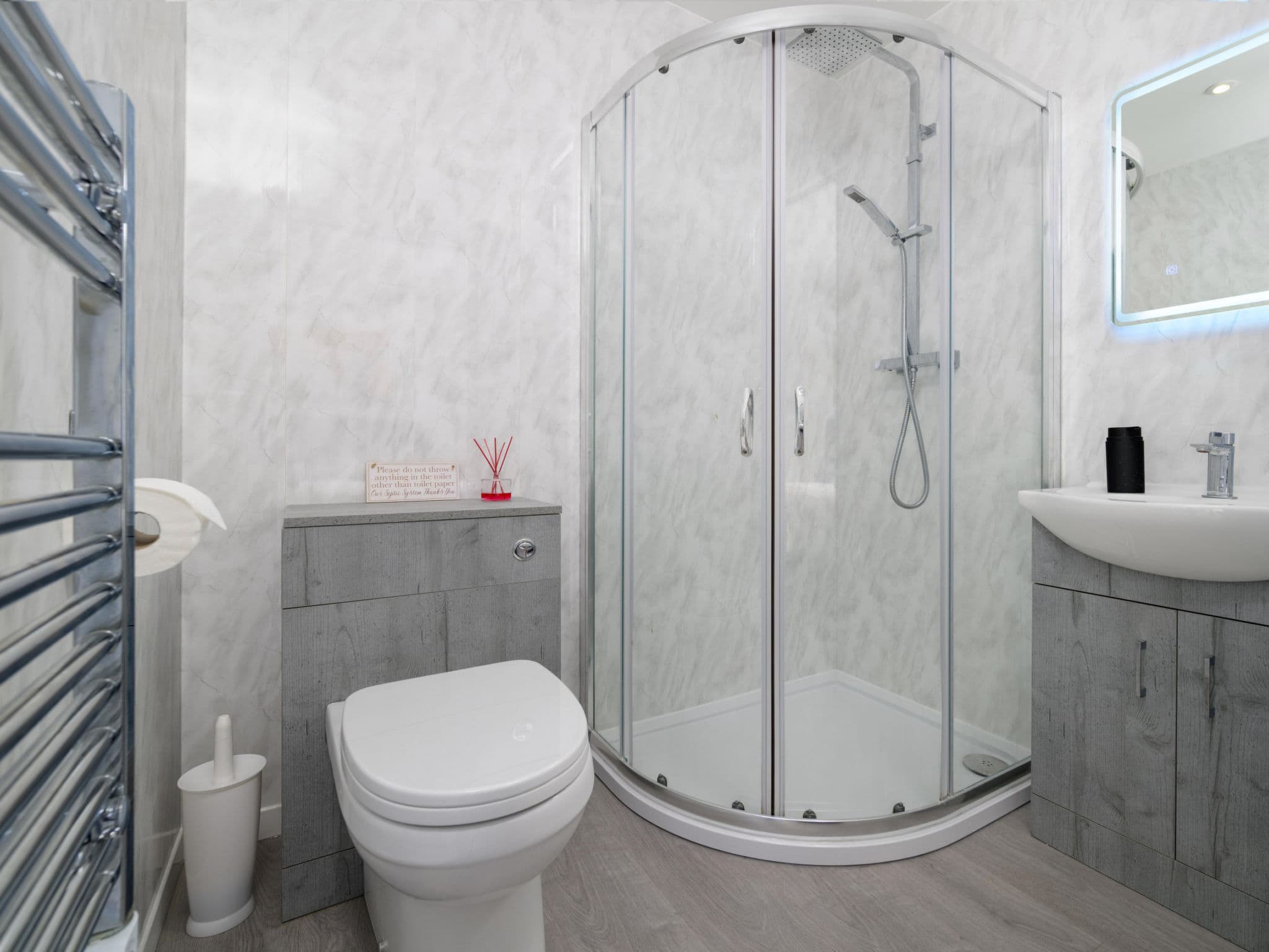 Bathroom / Wellness