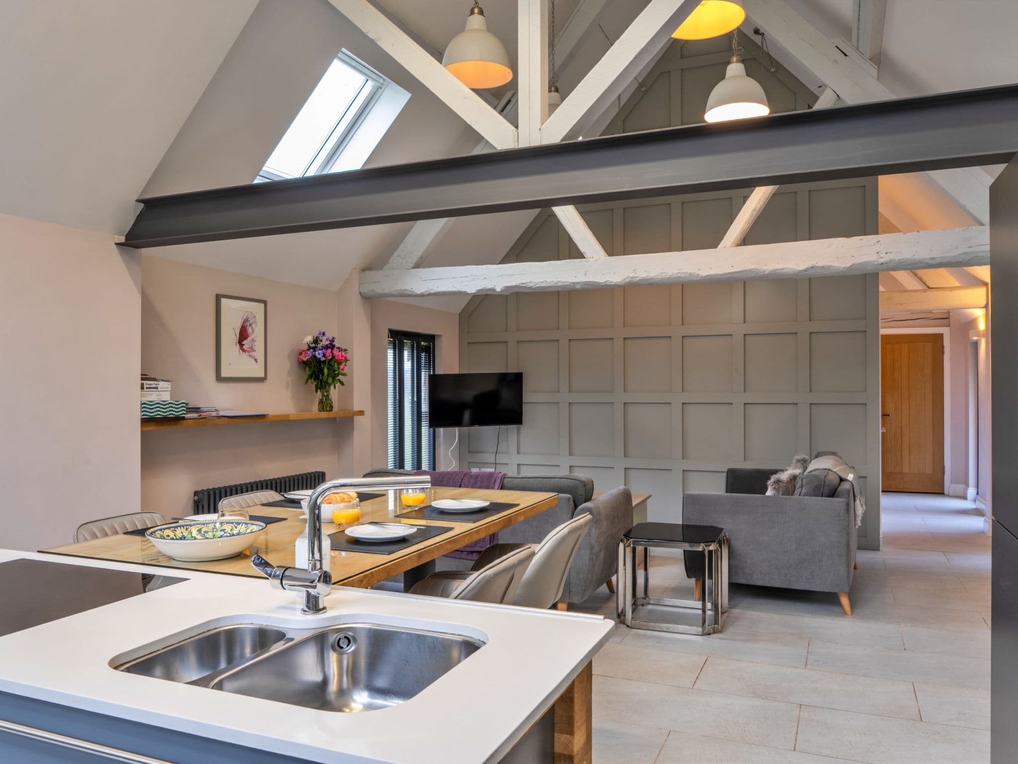 Kitchen / Dining Room