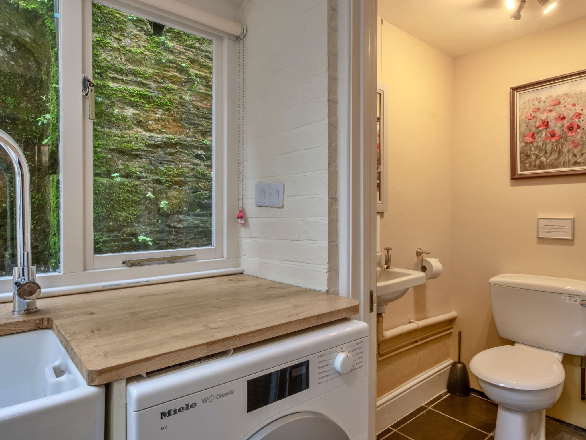 Bathroom / Wellness