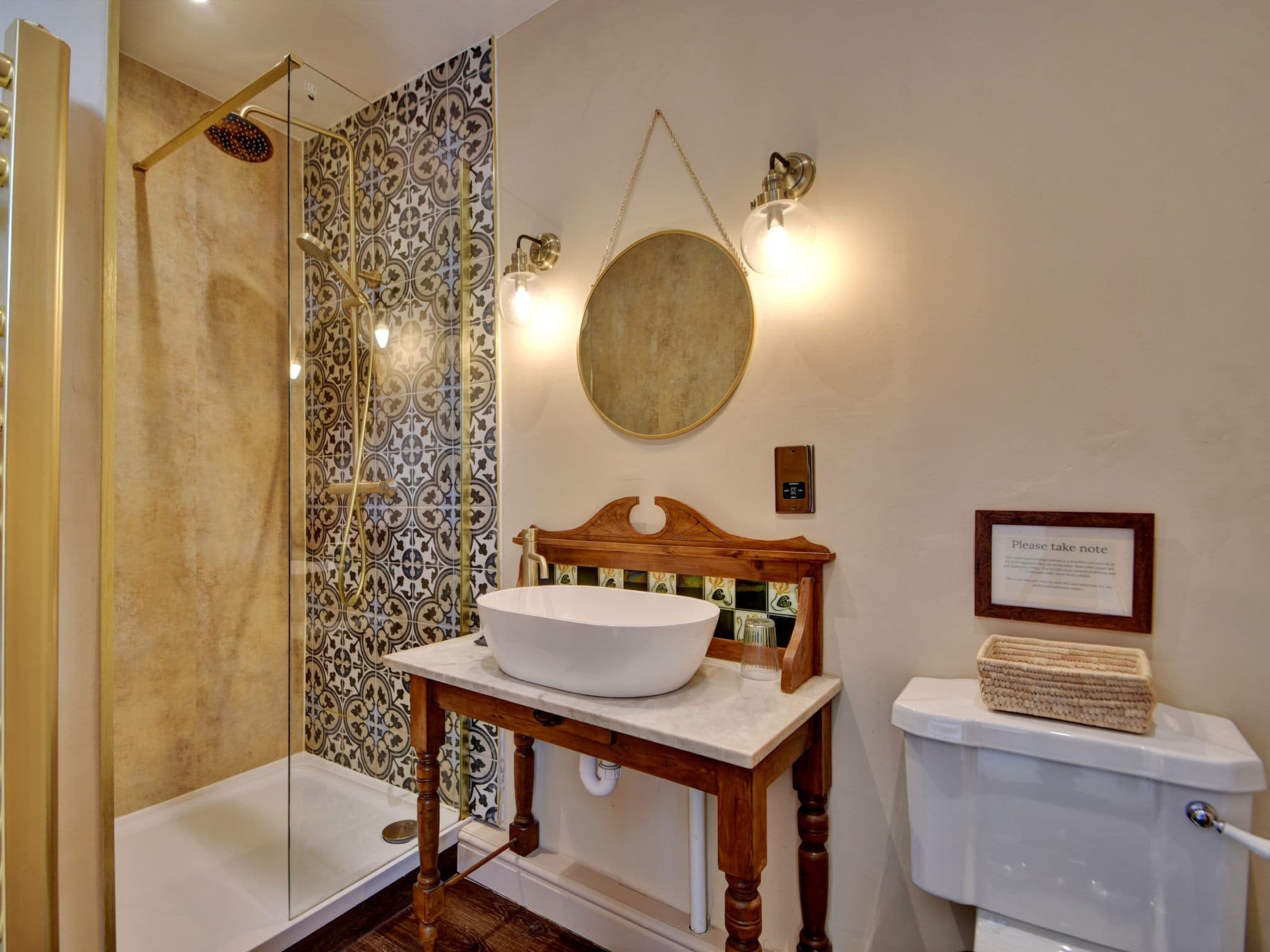 Bathroom / Wellness