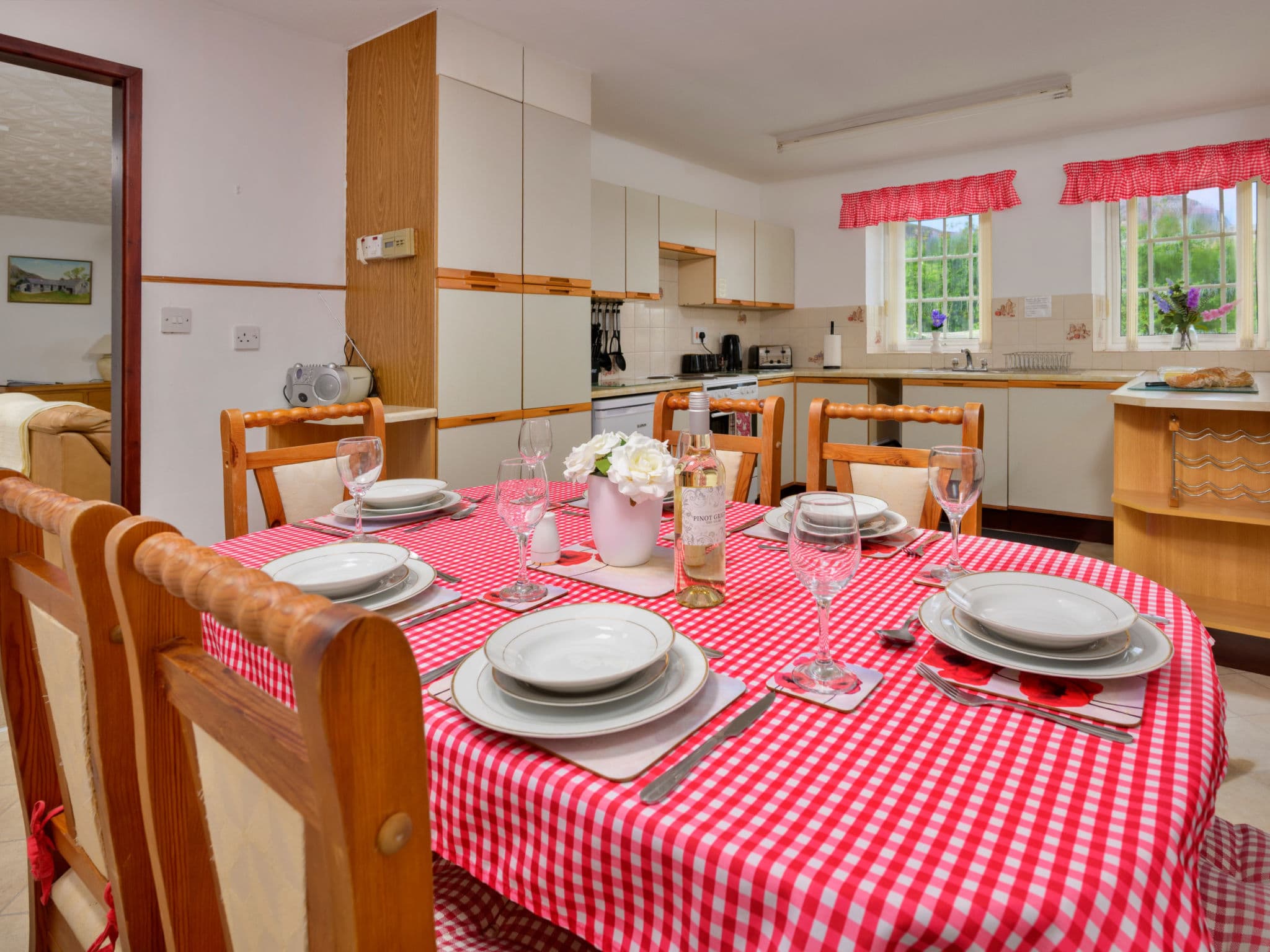 Kitchen / Dining Room