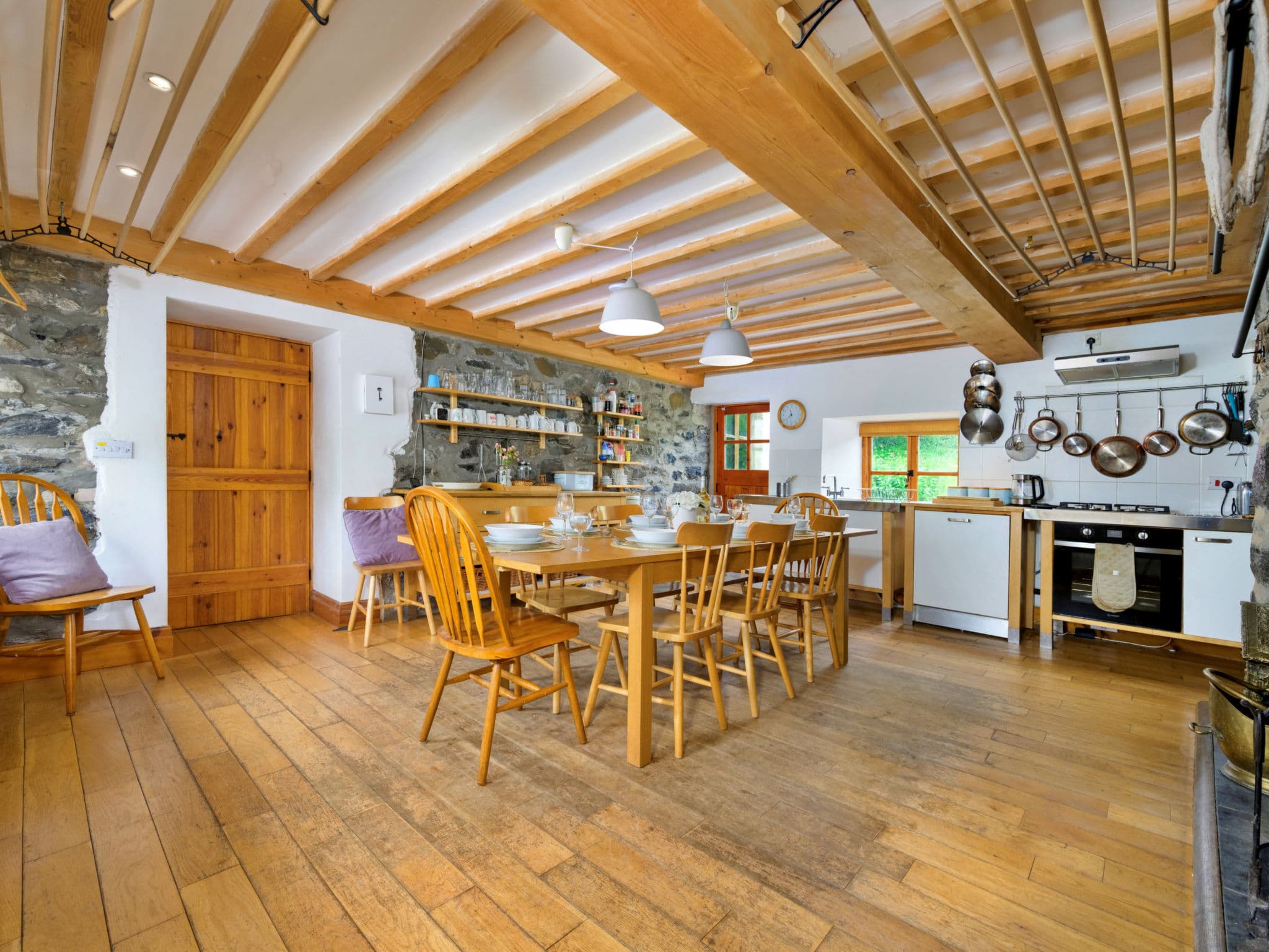 Kitchen / Dining Room