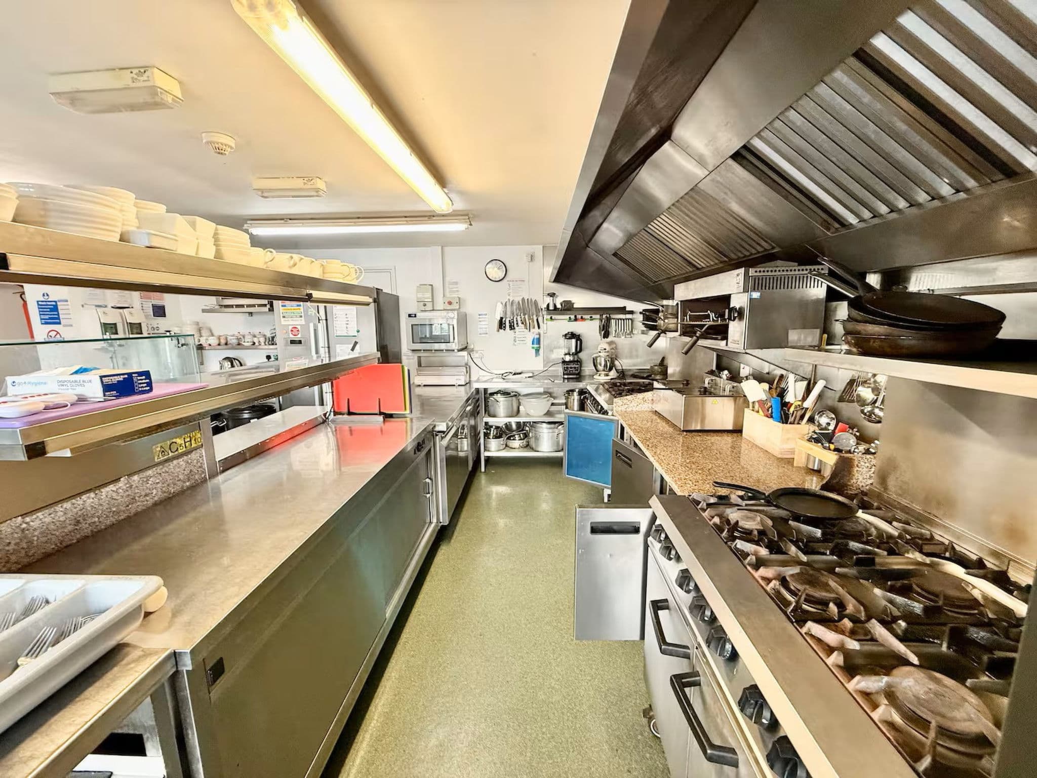 Kitchen / Dining Room