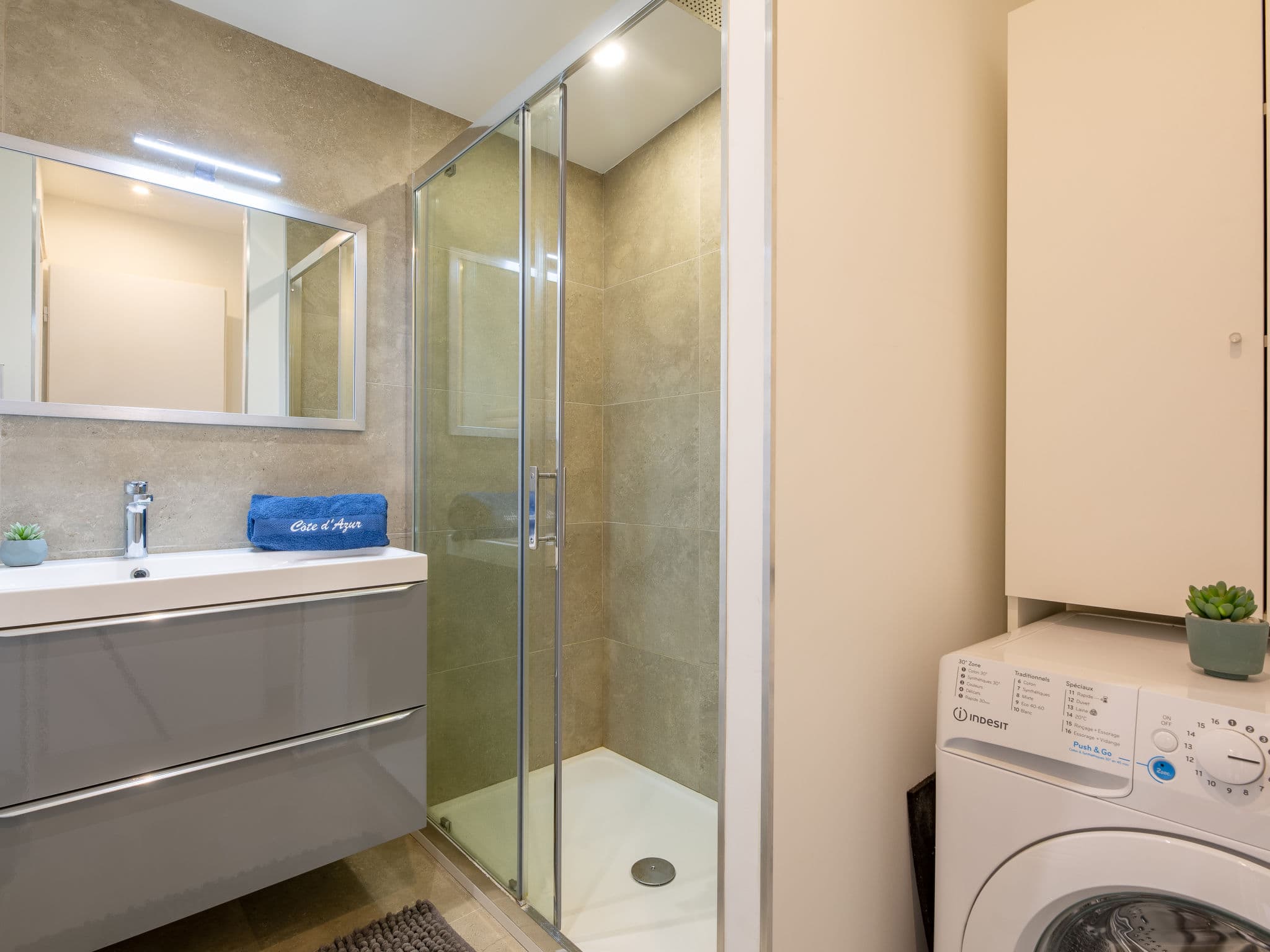 Bathroom / Wellness