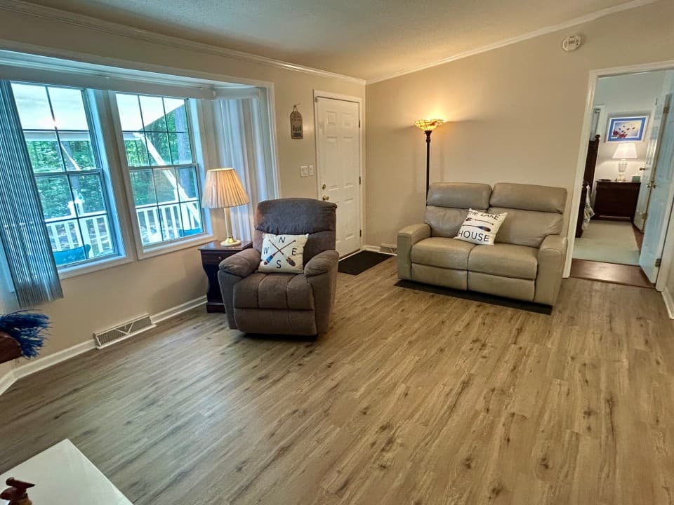Gallery Image 14