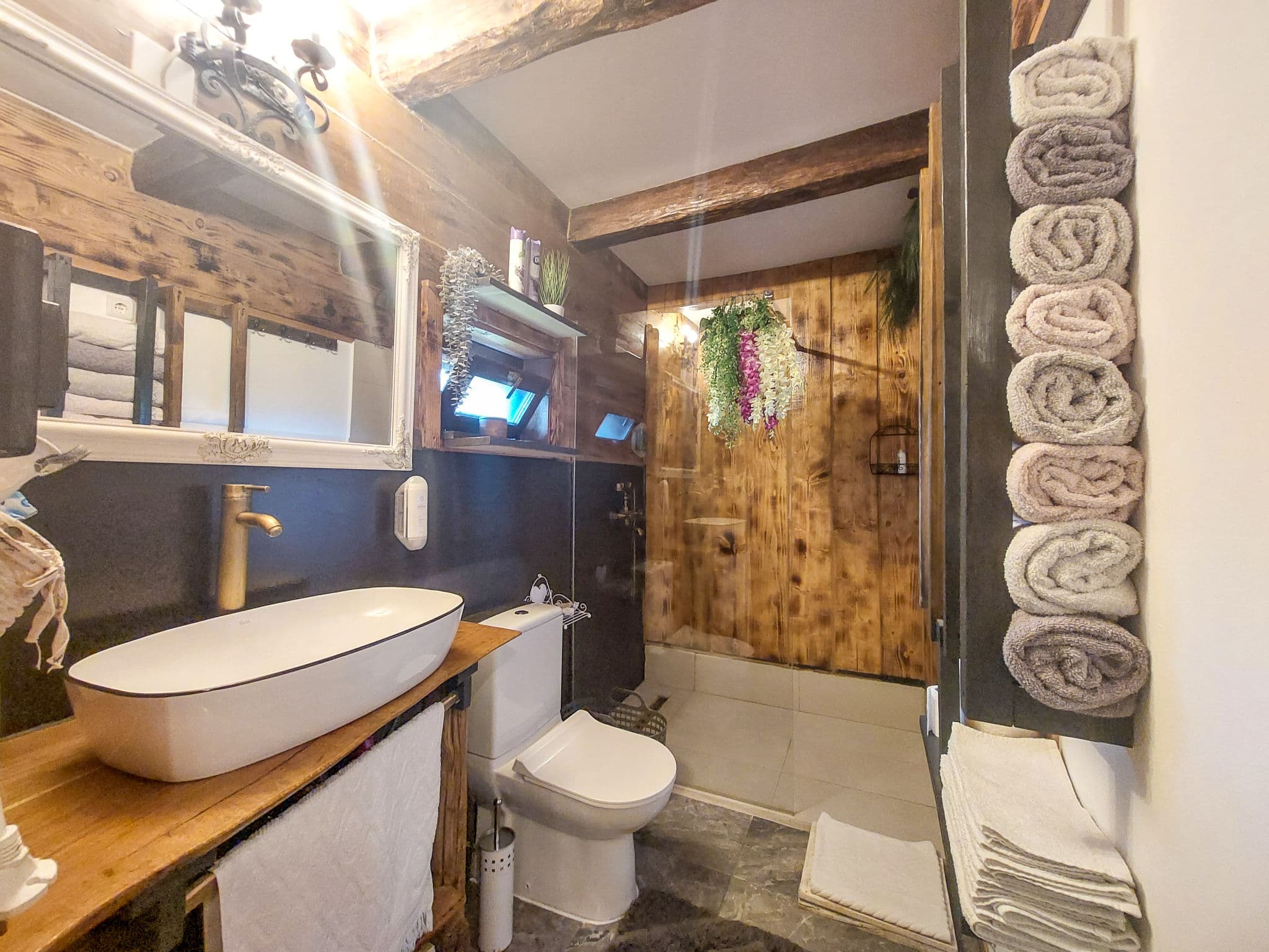 Bathroom / Wellness