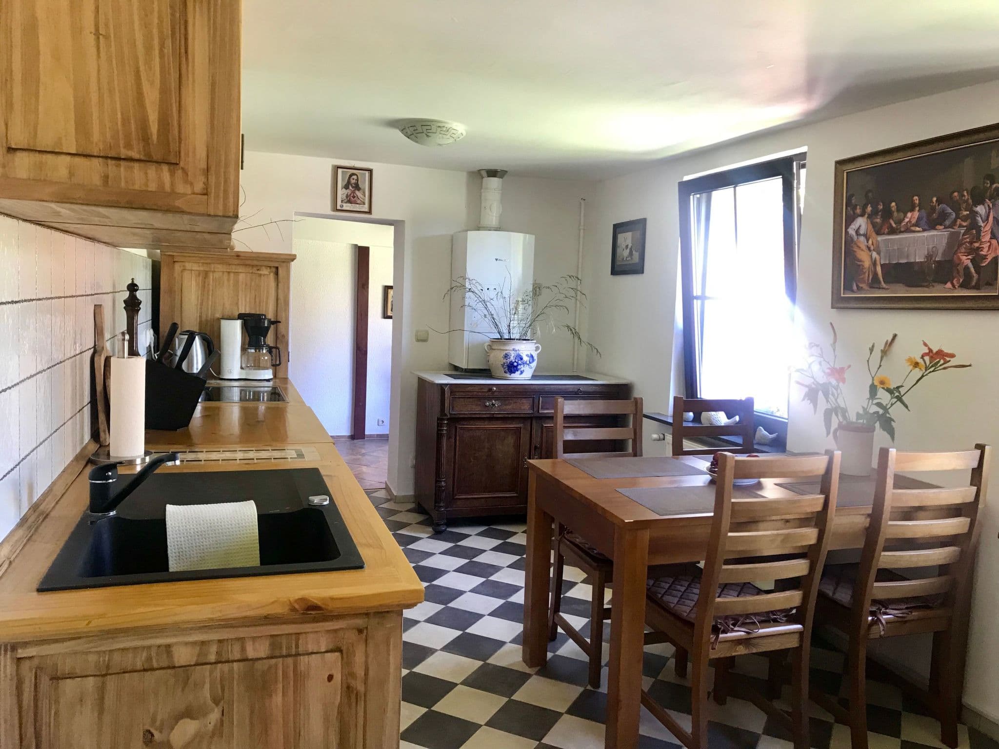 Kitchen / Dining Room