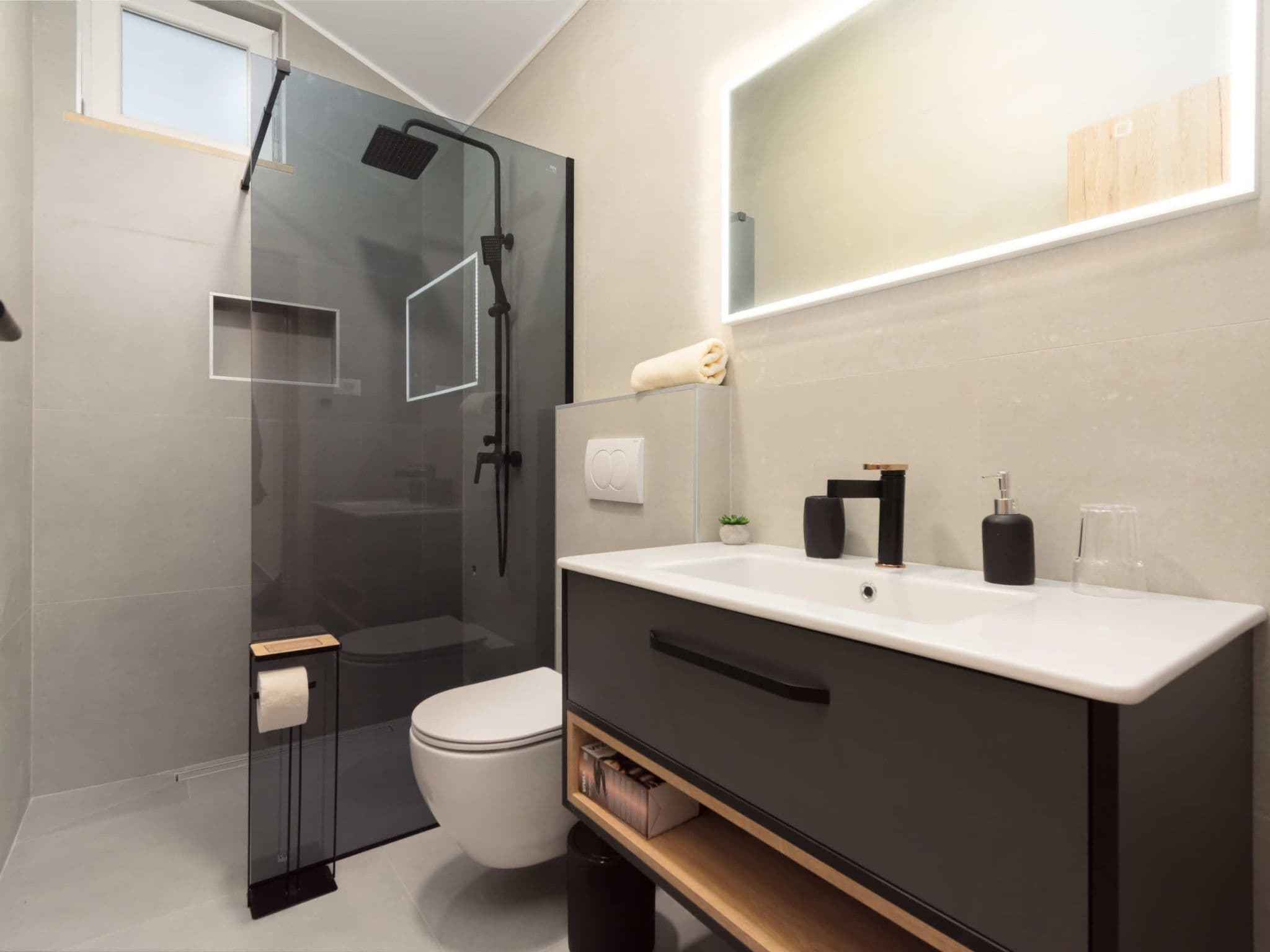 Bathroom / Wellness