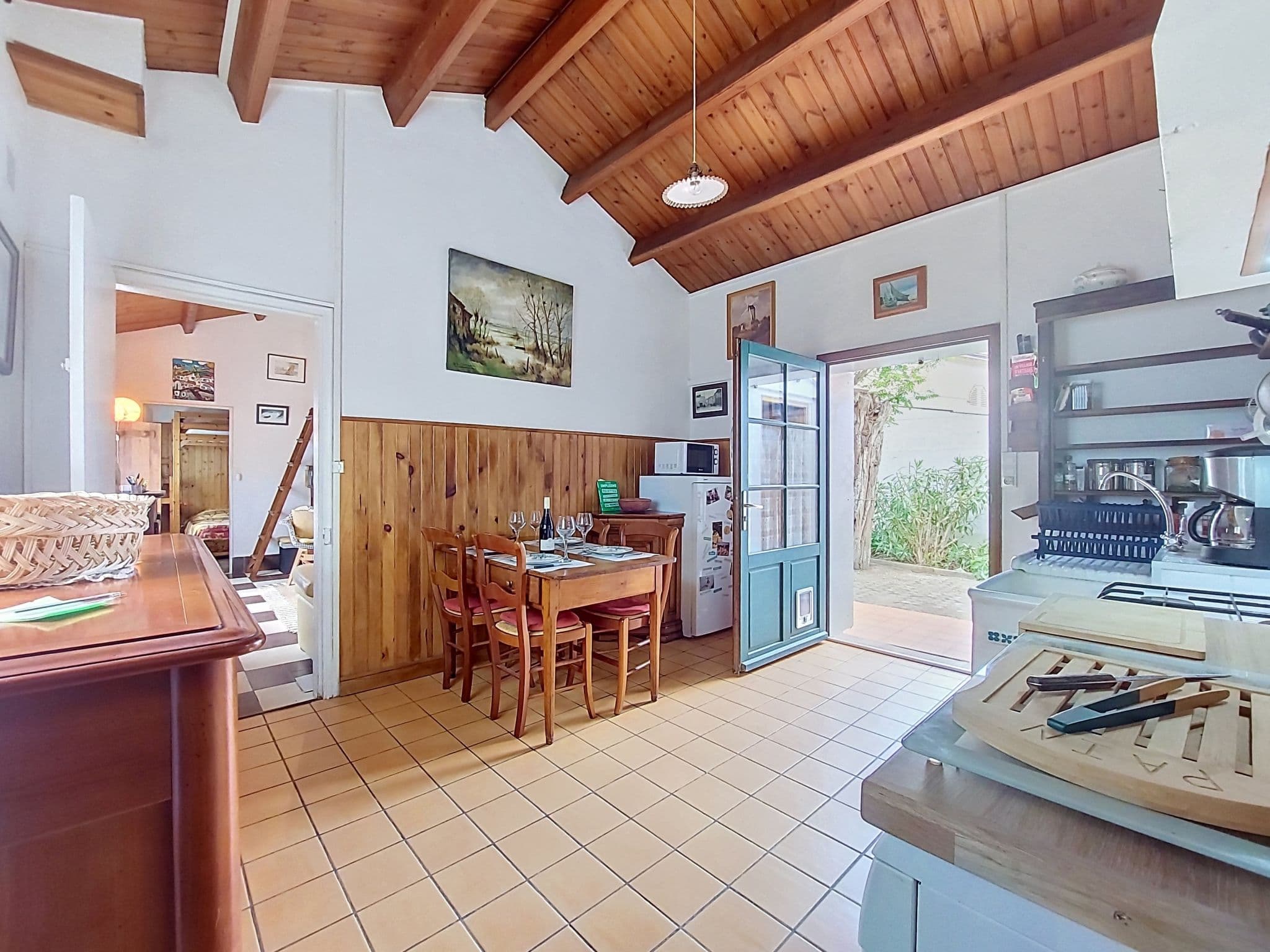 Kitchen / Dining Room