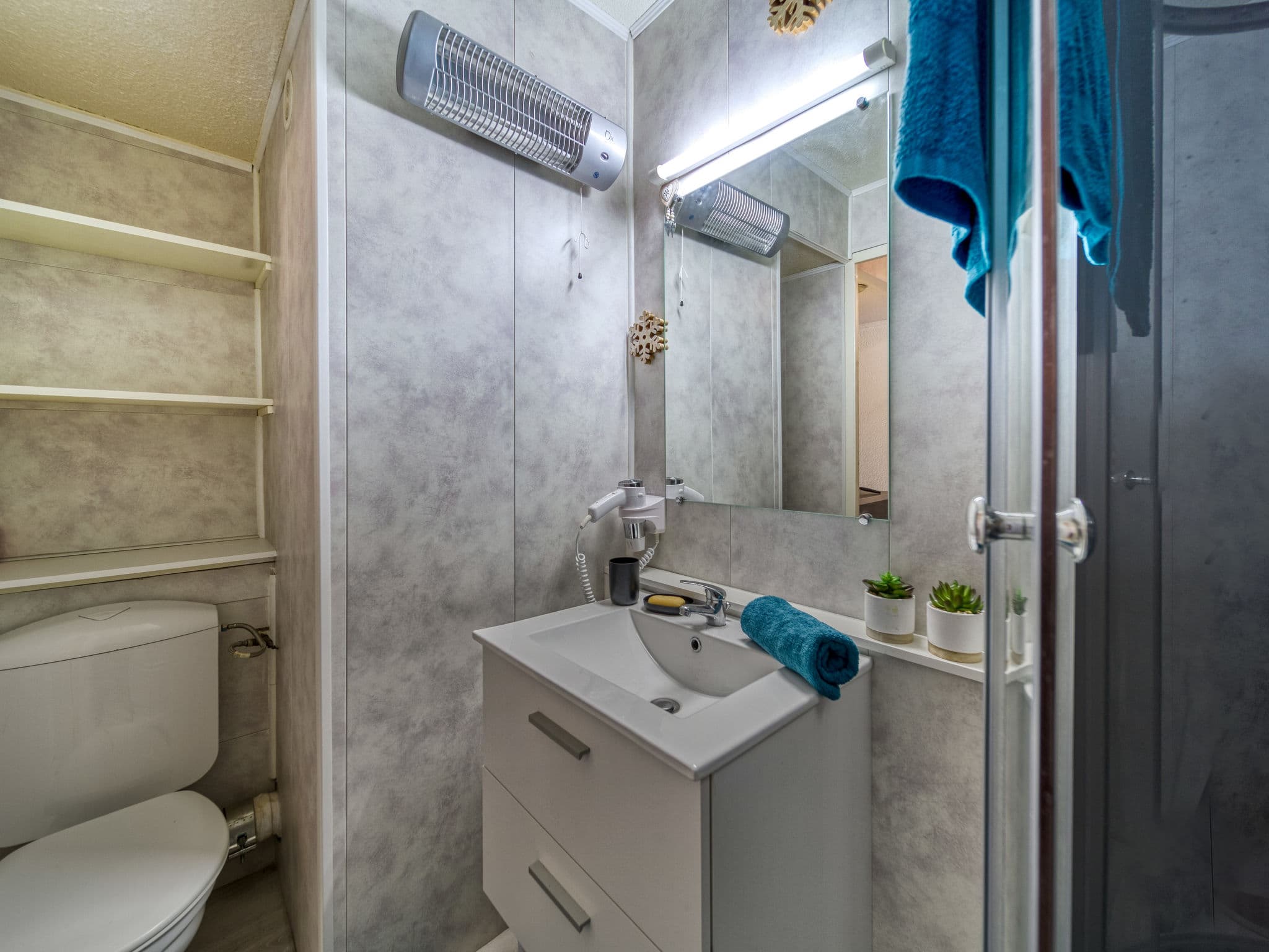 Bathroom / Wellness