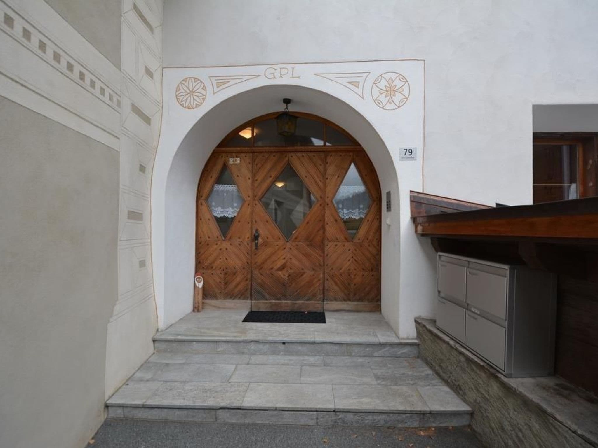 Gallery Image 4