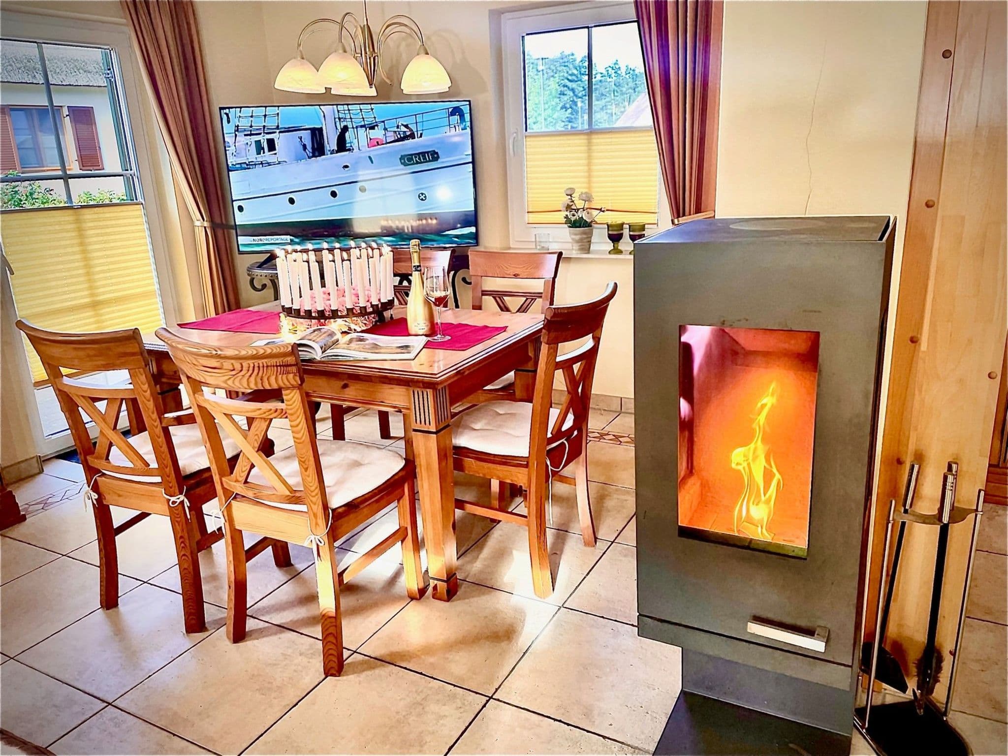 Kitchen / Dining Room