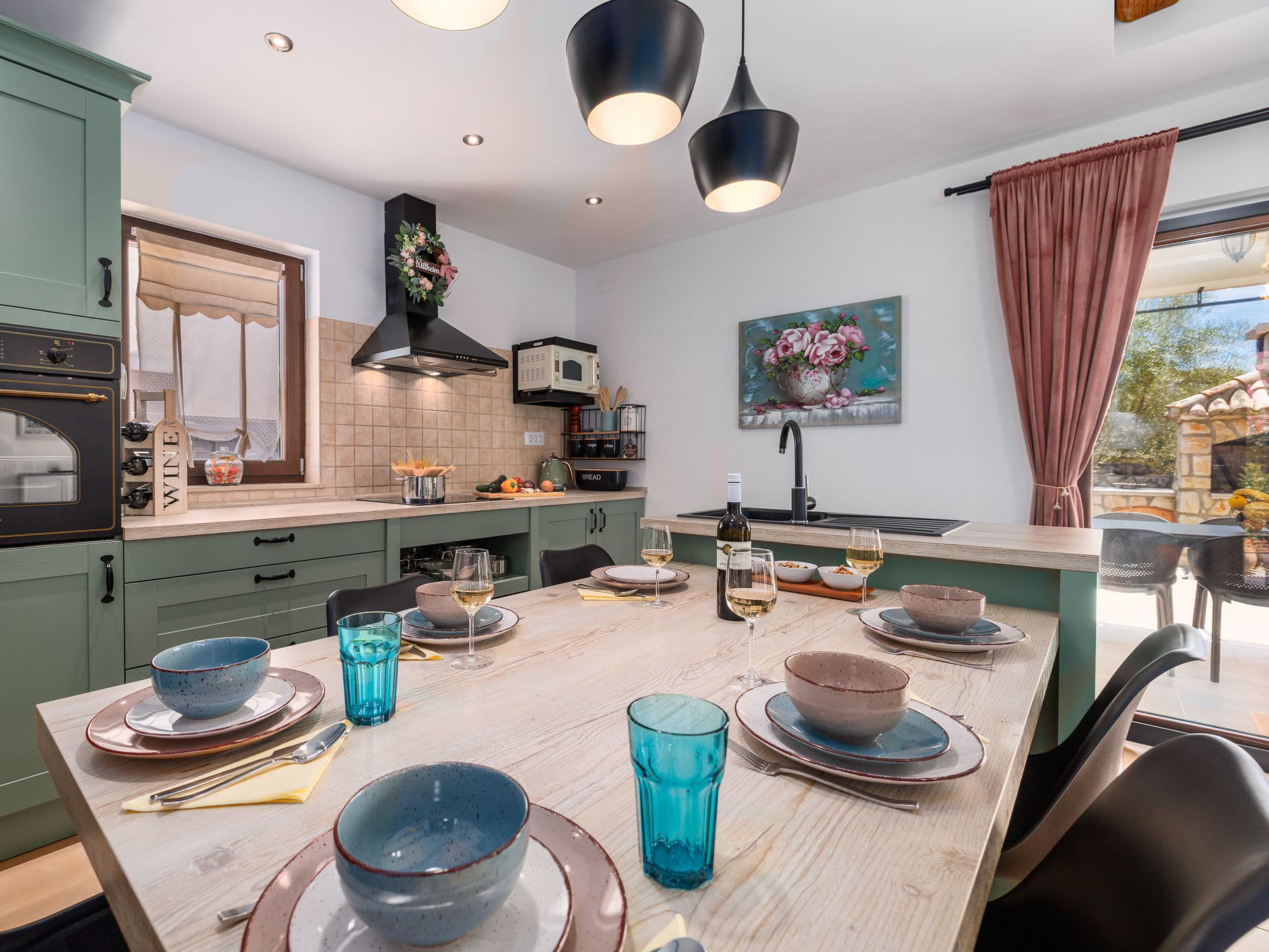 Kitchen / Dining Room