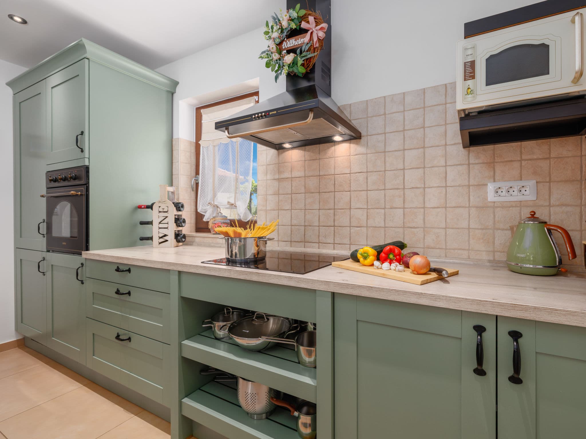 Kitchen / Dining Room
