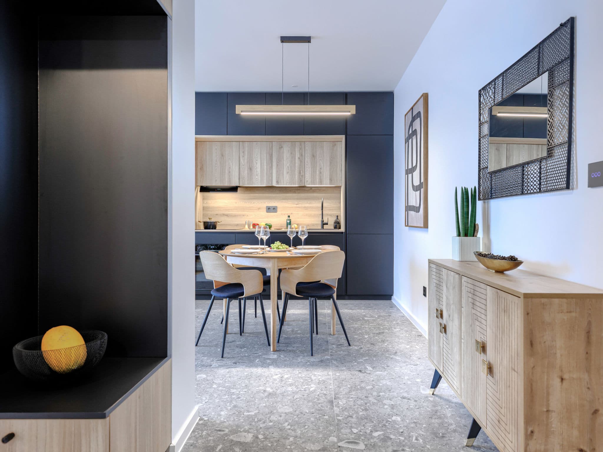 Kitchen / Dining Room