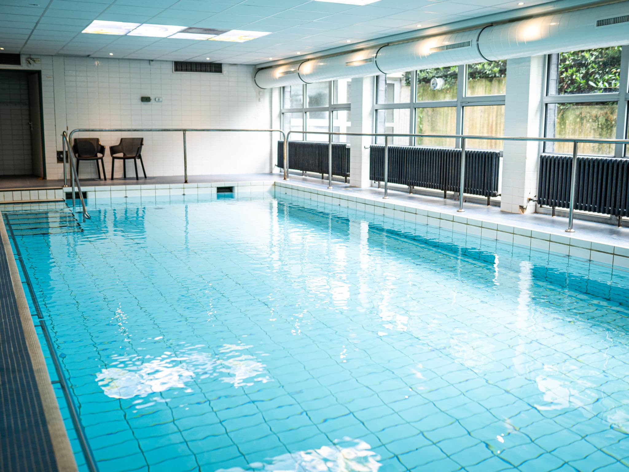 Pool Indoor