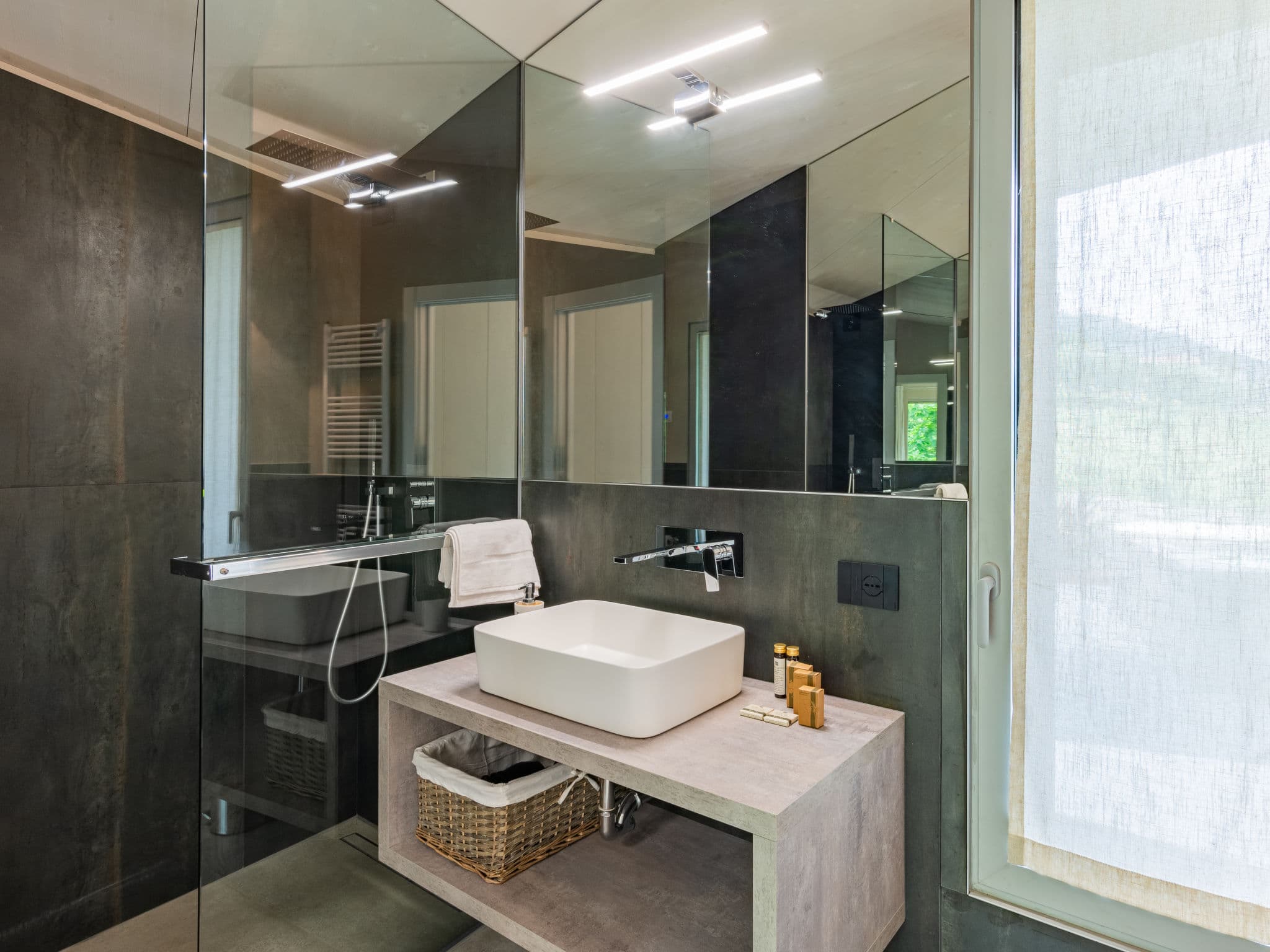 Bathroom / Wellness