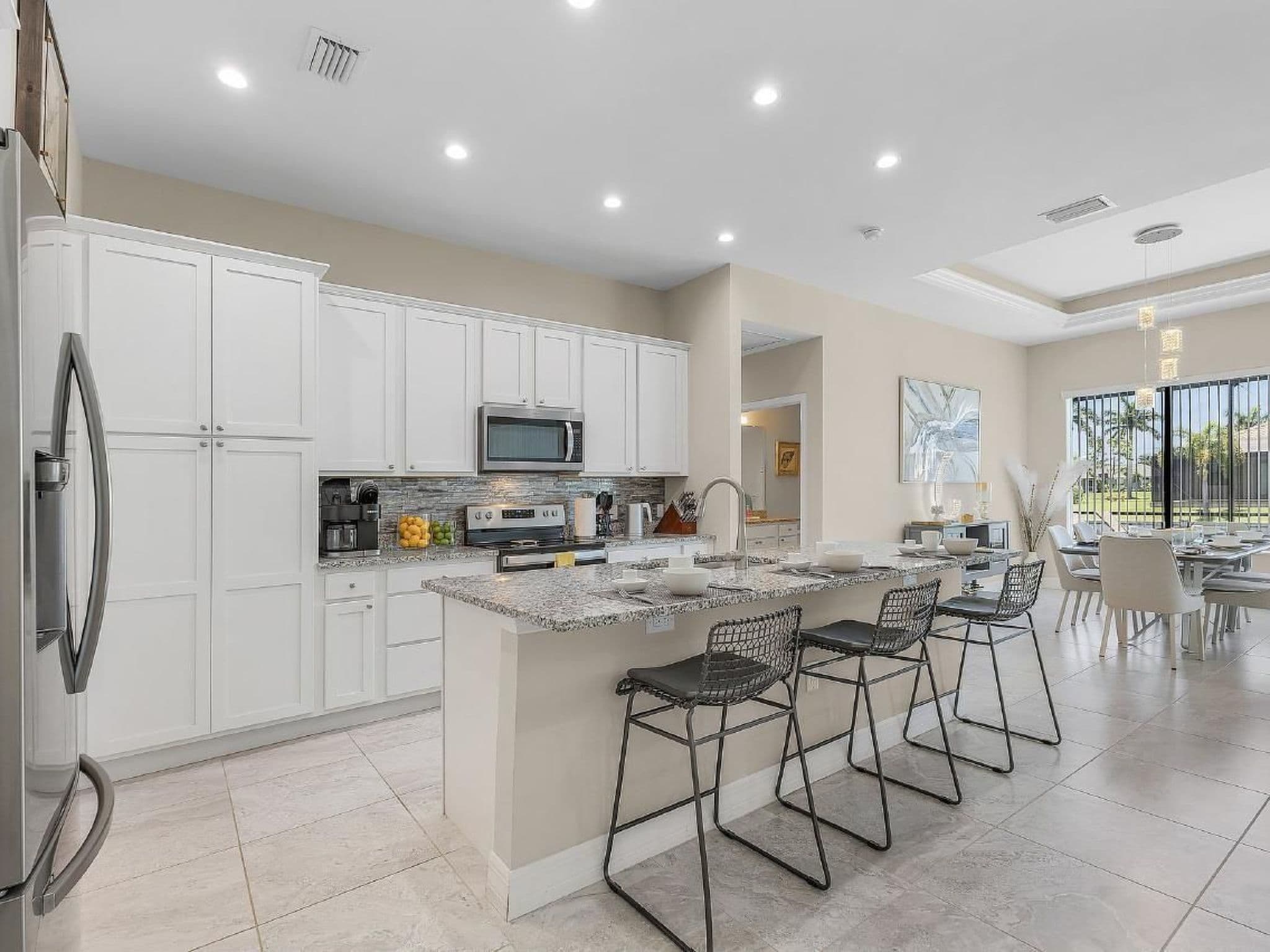 Kitchen / Dining Room