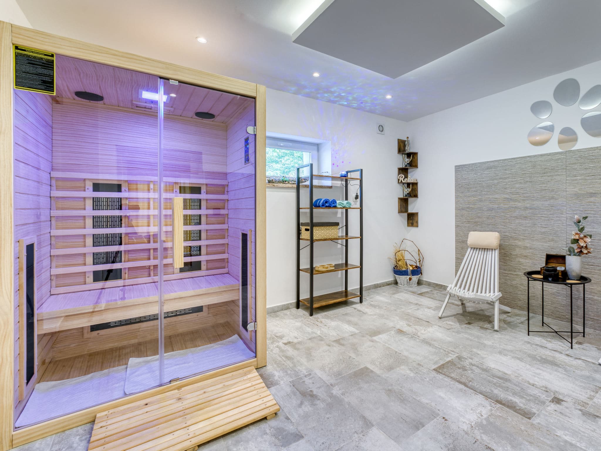 Bathroom / Wellness