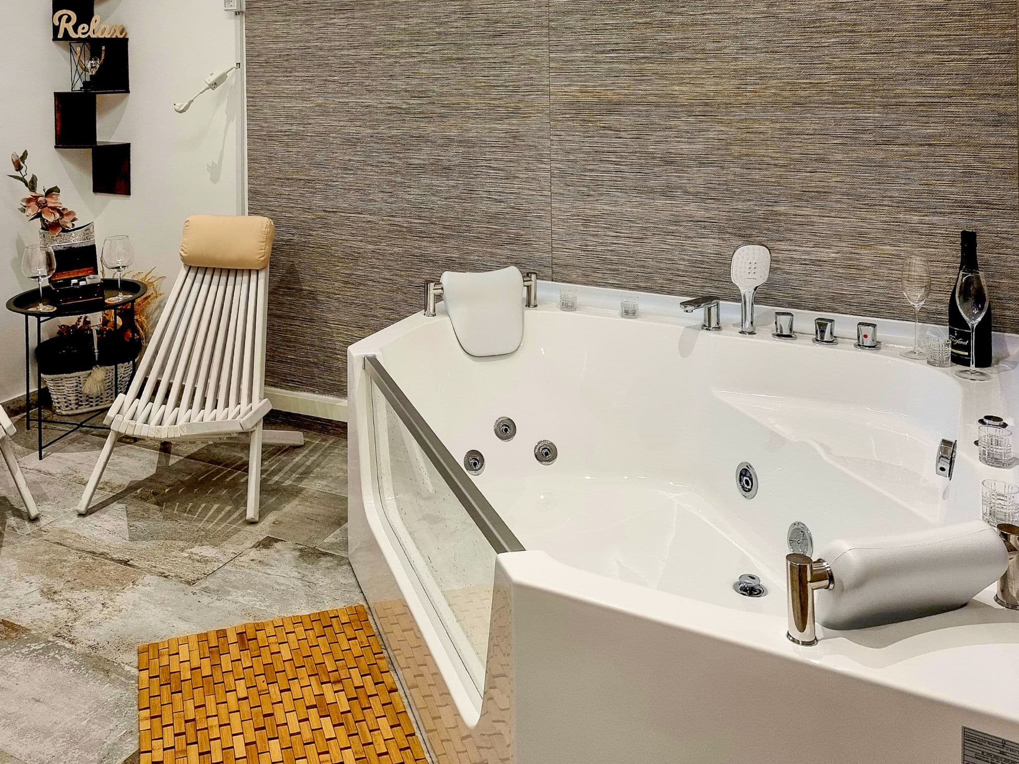 Bathroom / Wellness