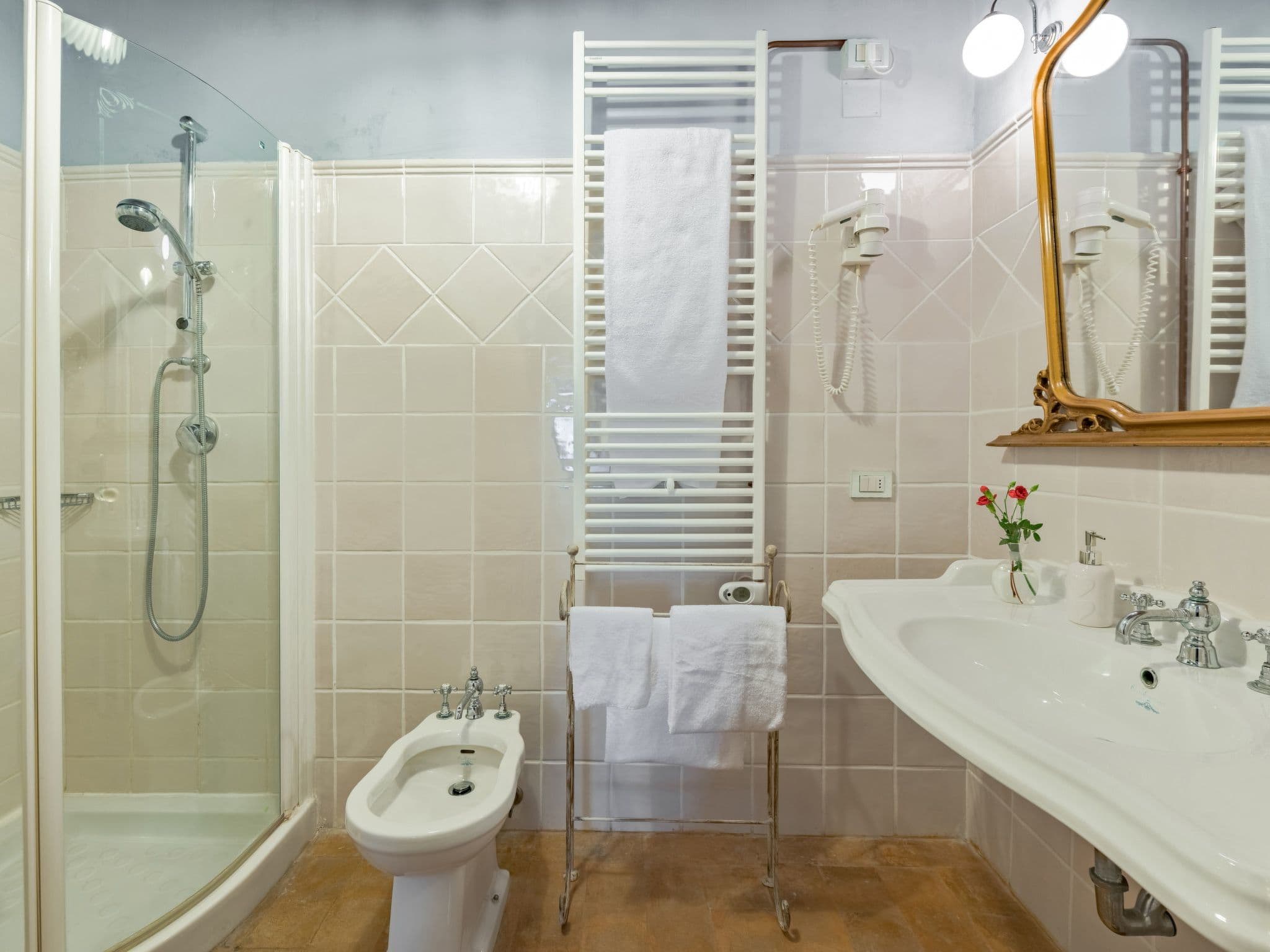 Bathroom / Wellness