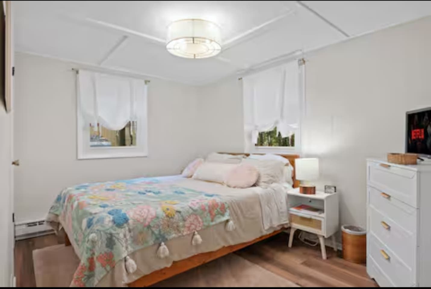 Bedroom 2 with queen bed