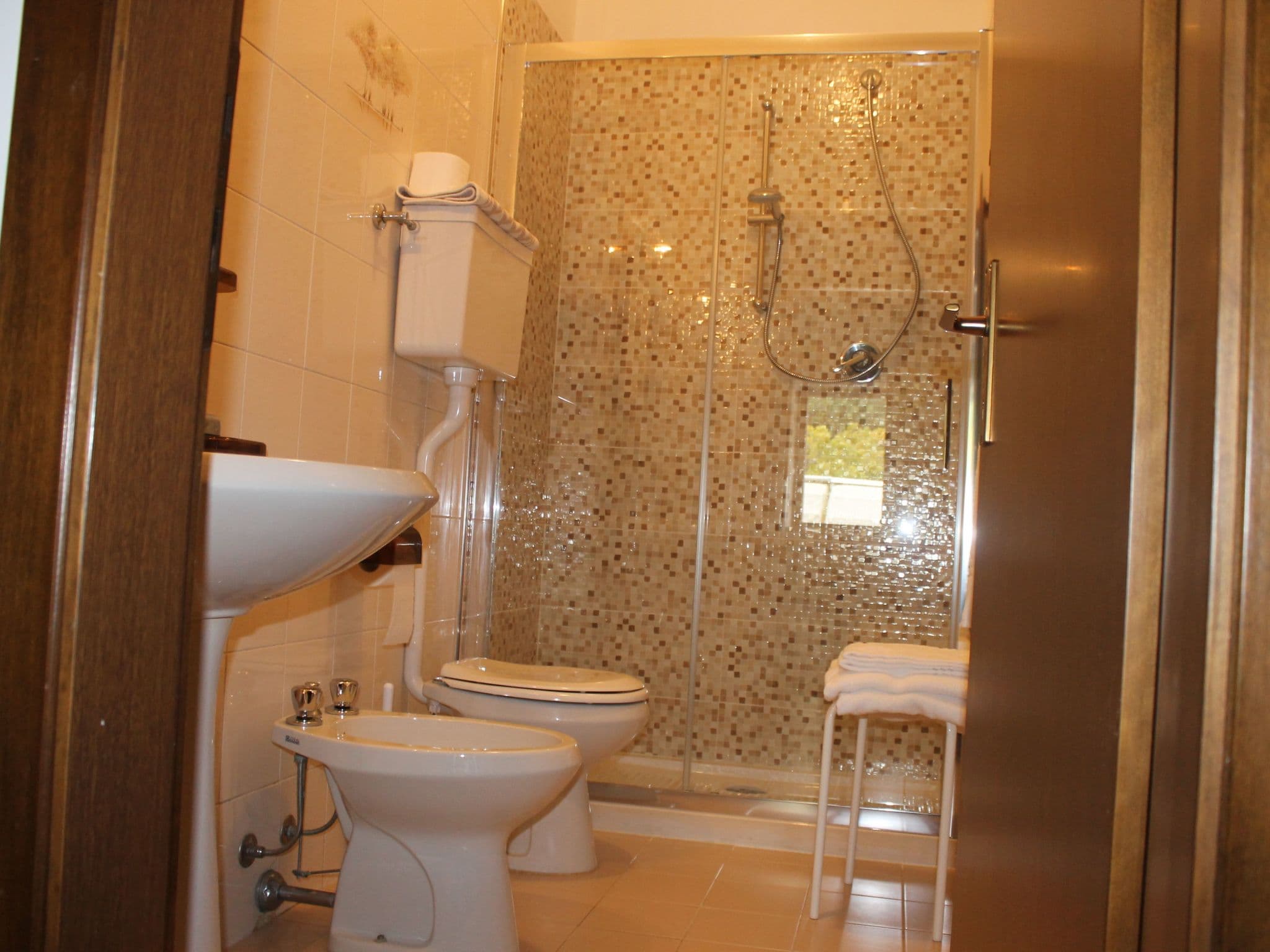 Gallery Image 12