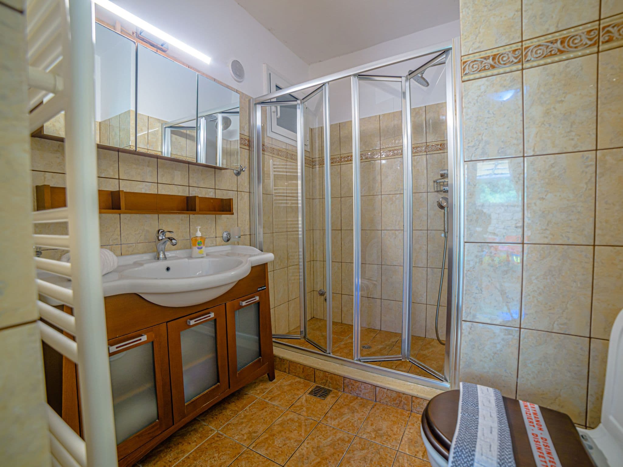 Bathroom / Wellness