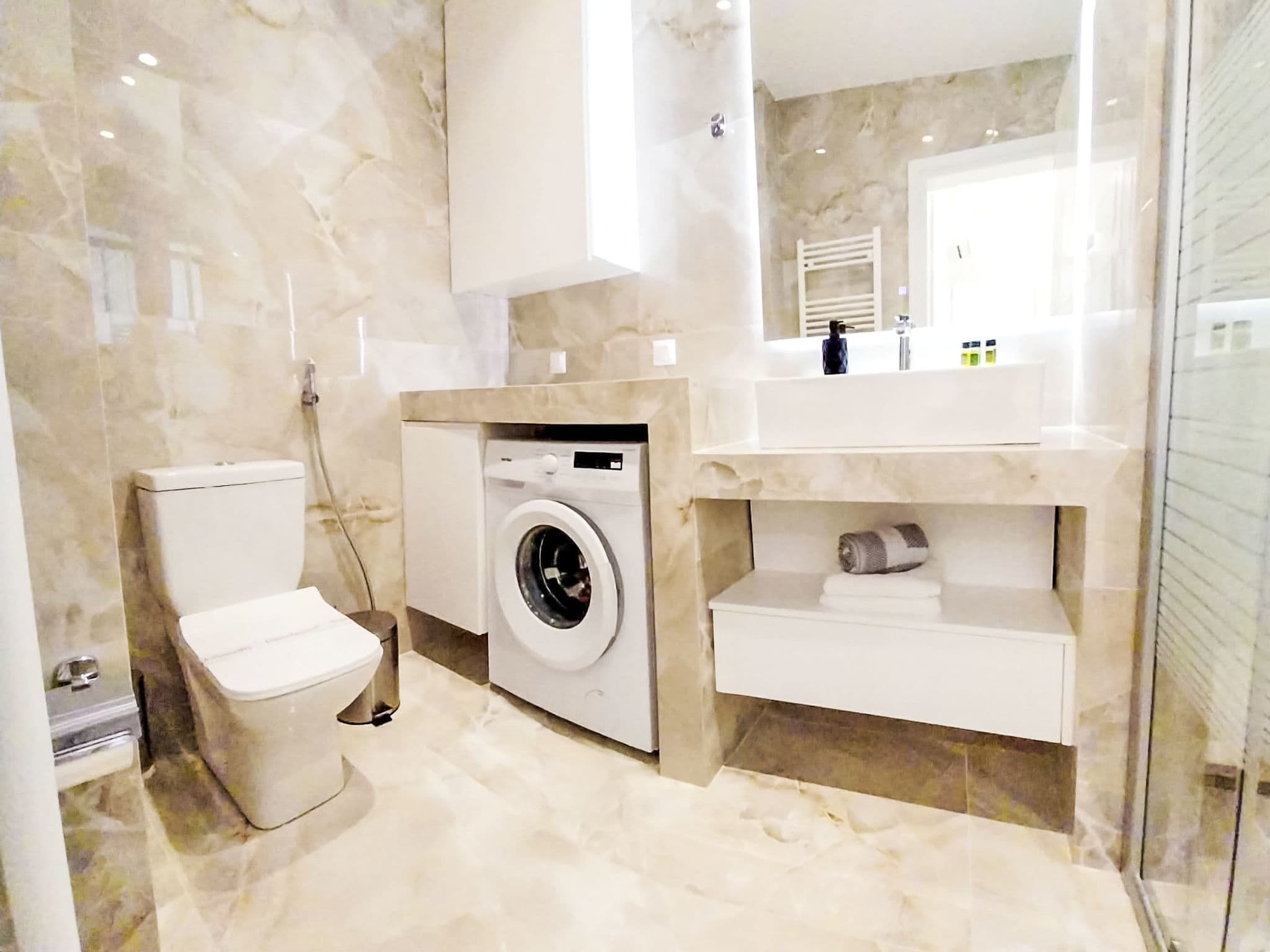 Bathroom / Wellness