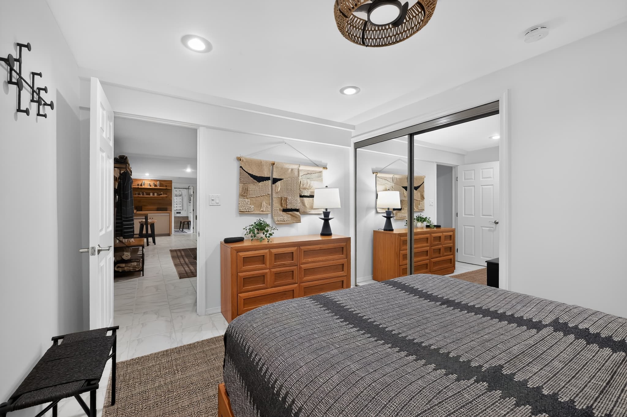 37 161 Barker Rd Bedroom 7027