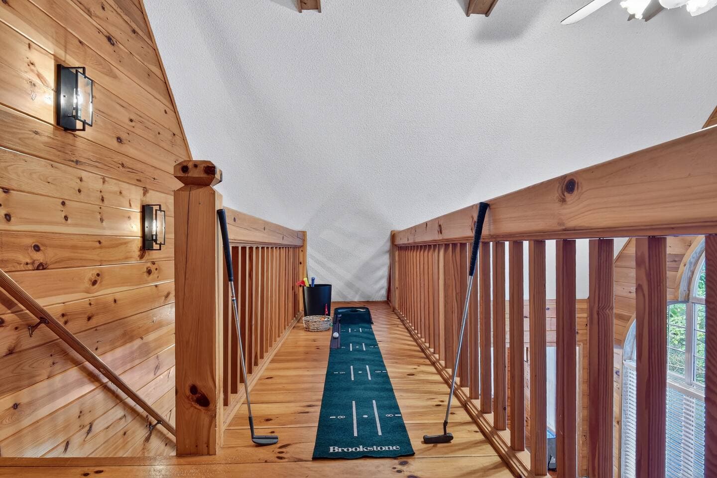 Gallery Image 14