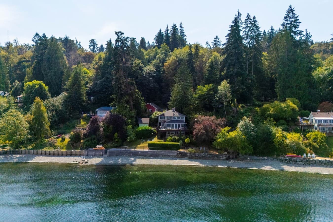 Sea and Sky — a peaceful waterfront escape surrounded by the beauty of the Pacific Northwest