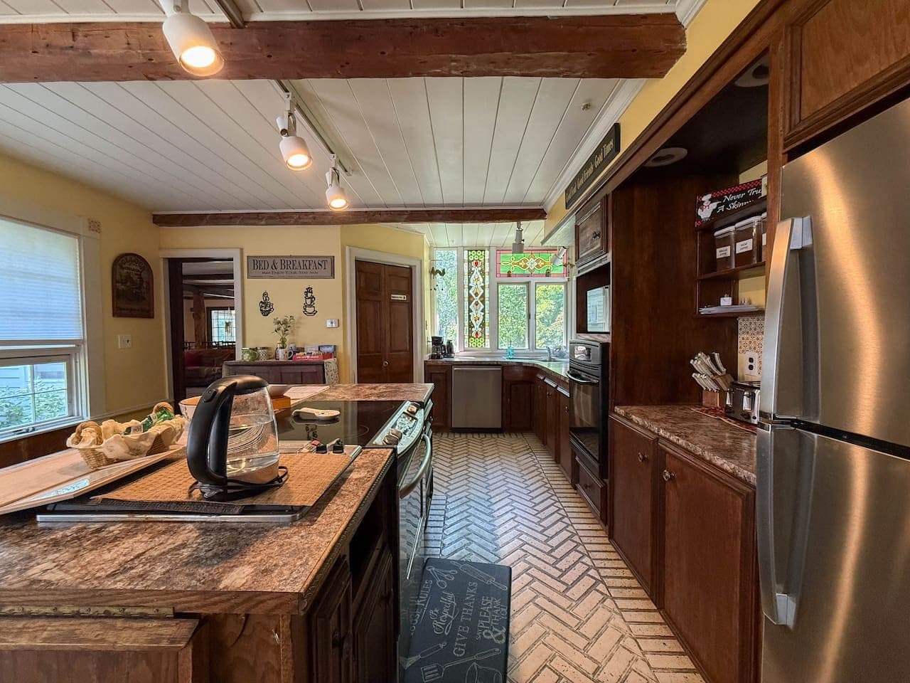 Gallery Image 12