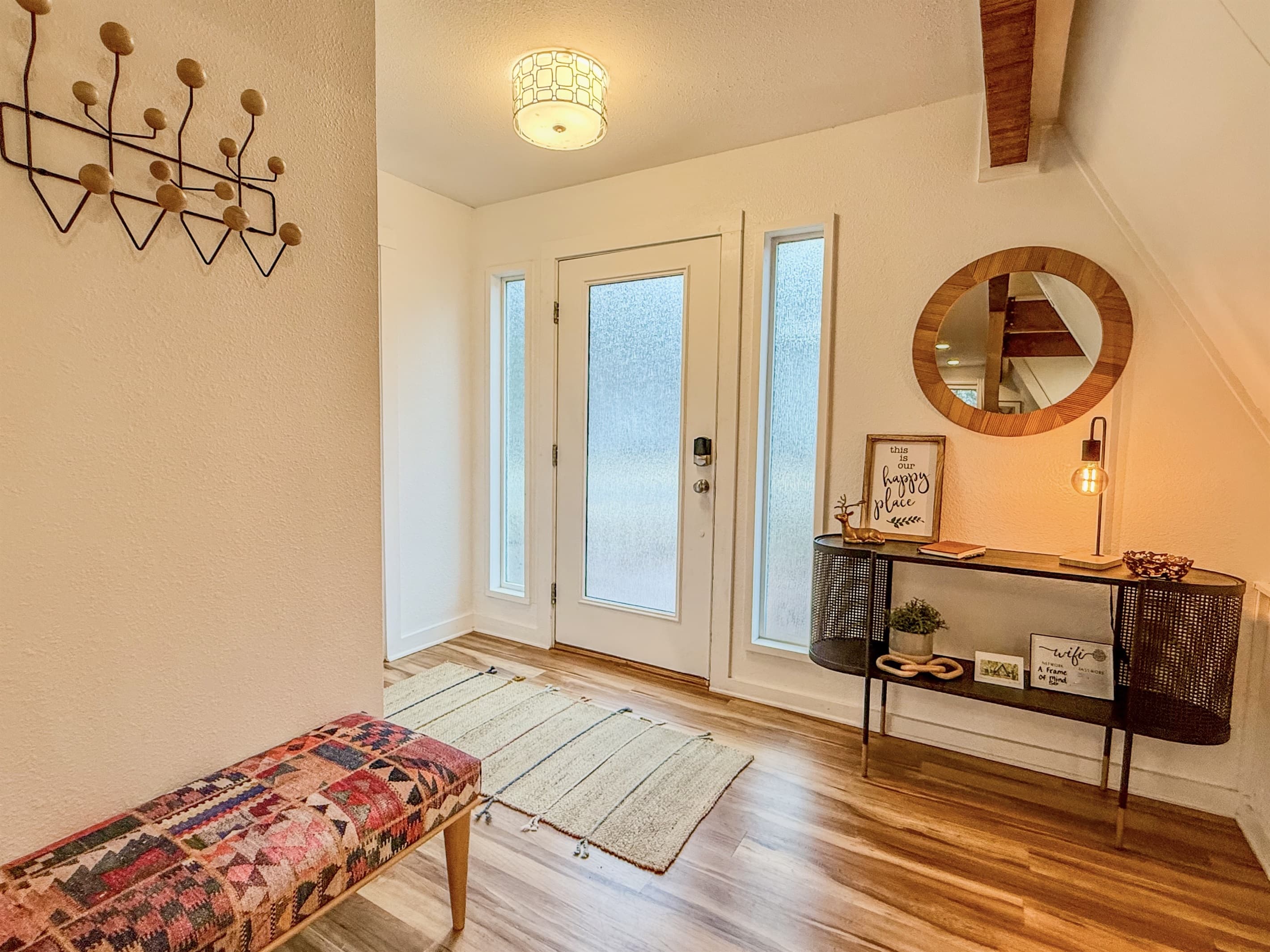 Beautifully Designed Entryway