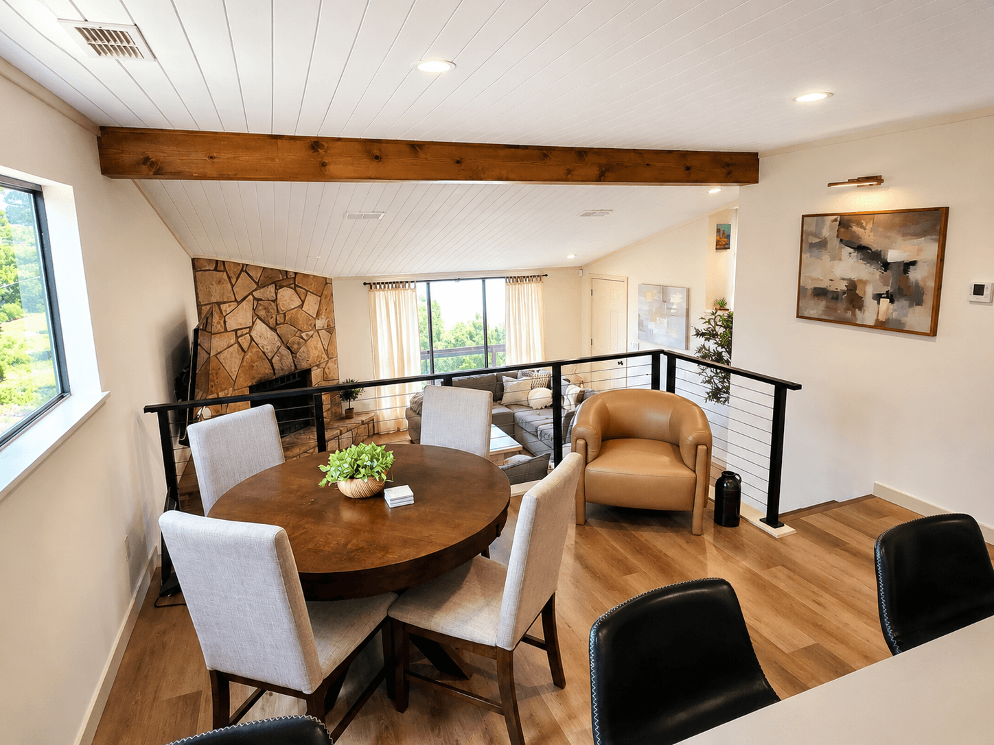 Cozy lake-view seating