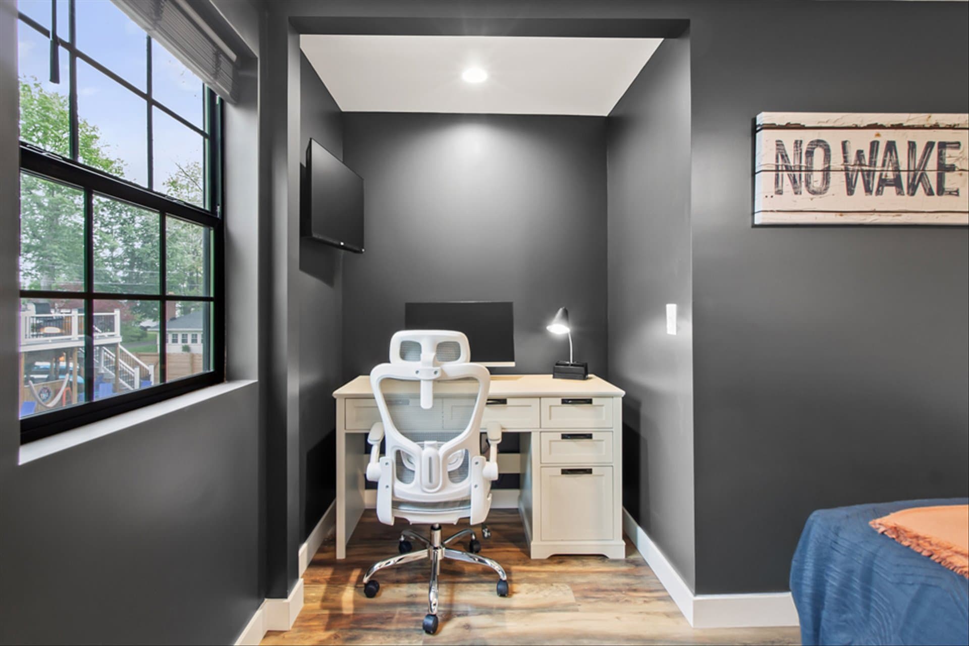 The Loft on Waterbury - Desk & Chair for Remote Workers