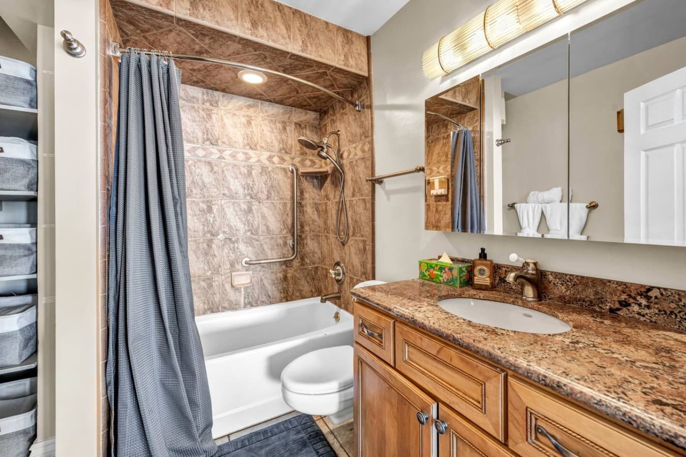 Freshen up in a well-appointed full bathroom.