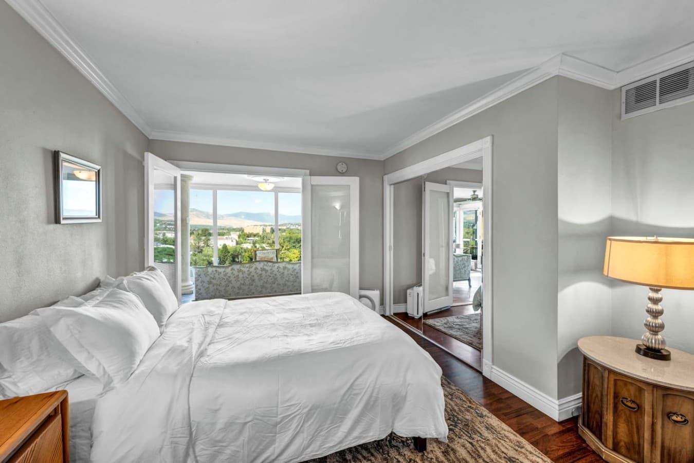 A comfortable queen bed and a calm space to recharge.