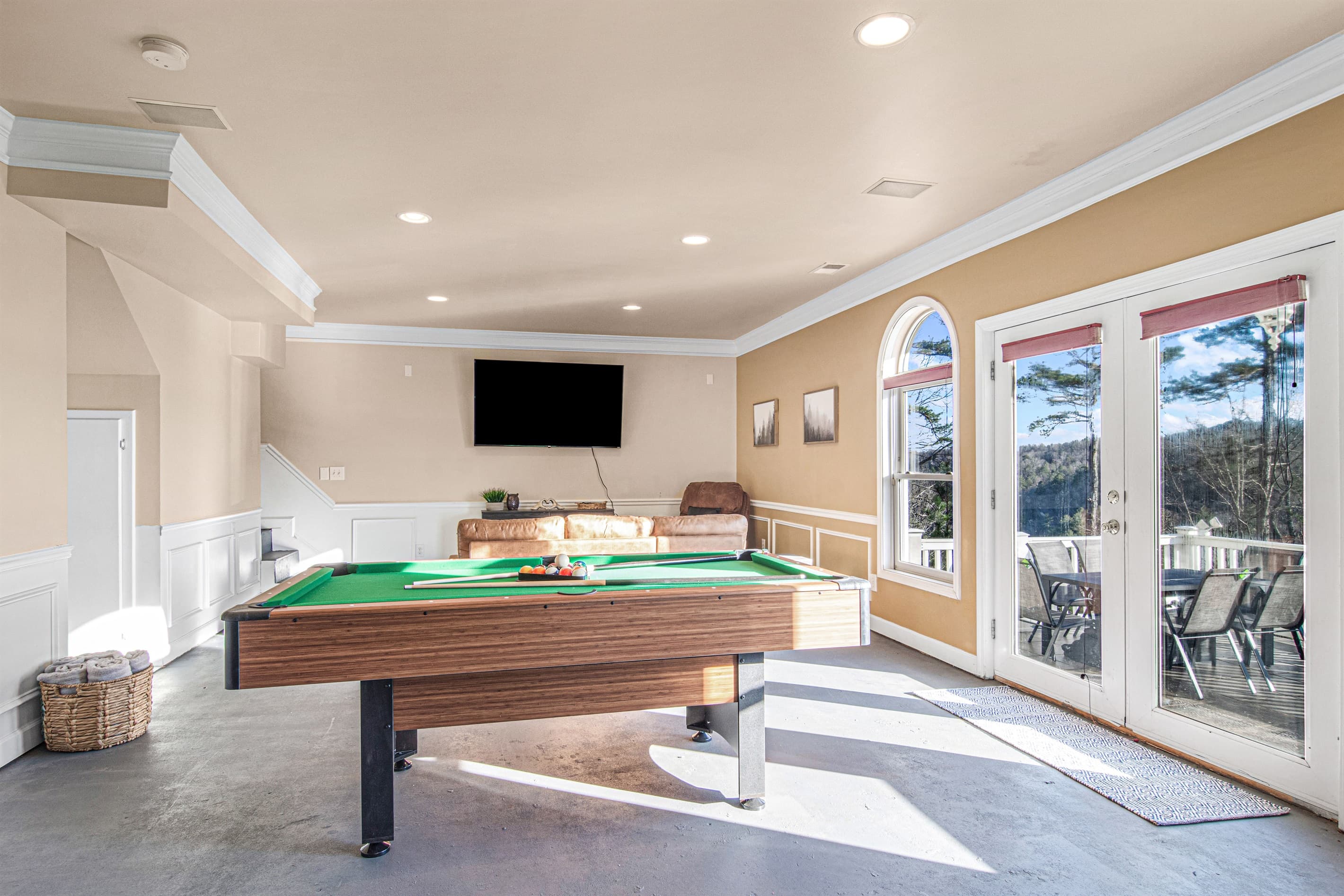 Game Room: Enjoy friendly competition with a pool table and stunning mountain views!