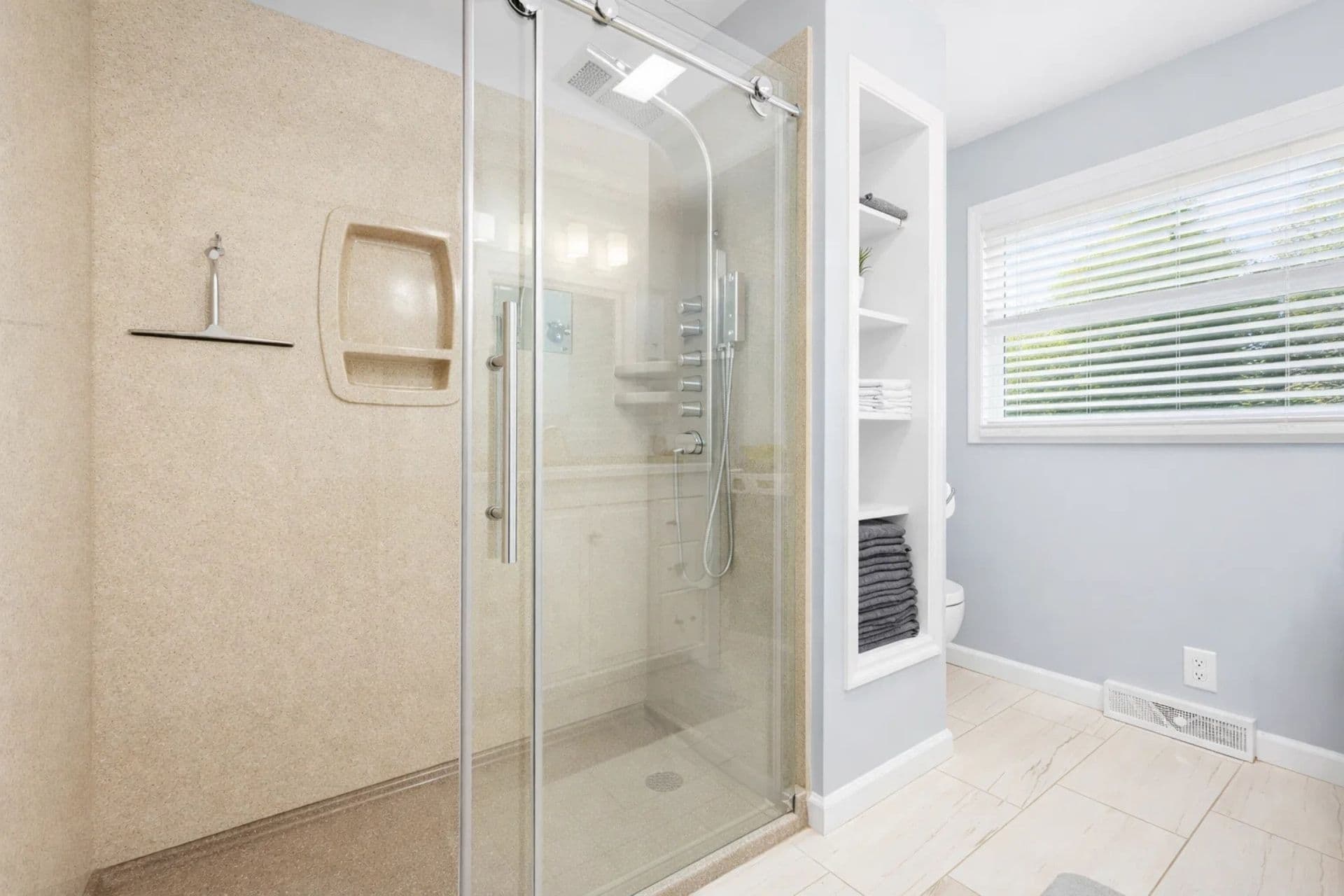 Modern full bathroom featuring a stand in shower