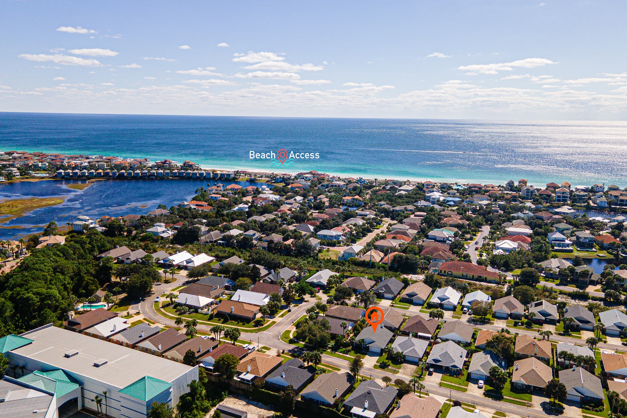 10 Min Walk to James Lee Beach Access: Stunning views and quick strolls to sandy shores for endless fun in the sun!
