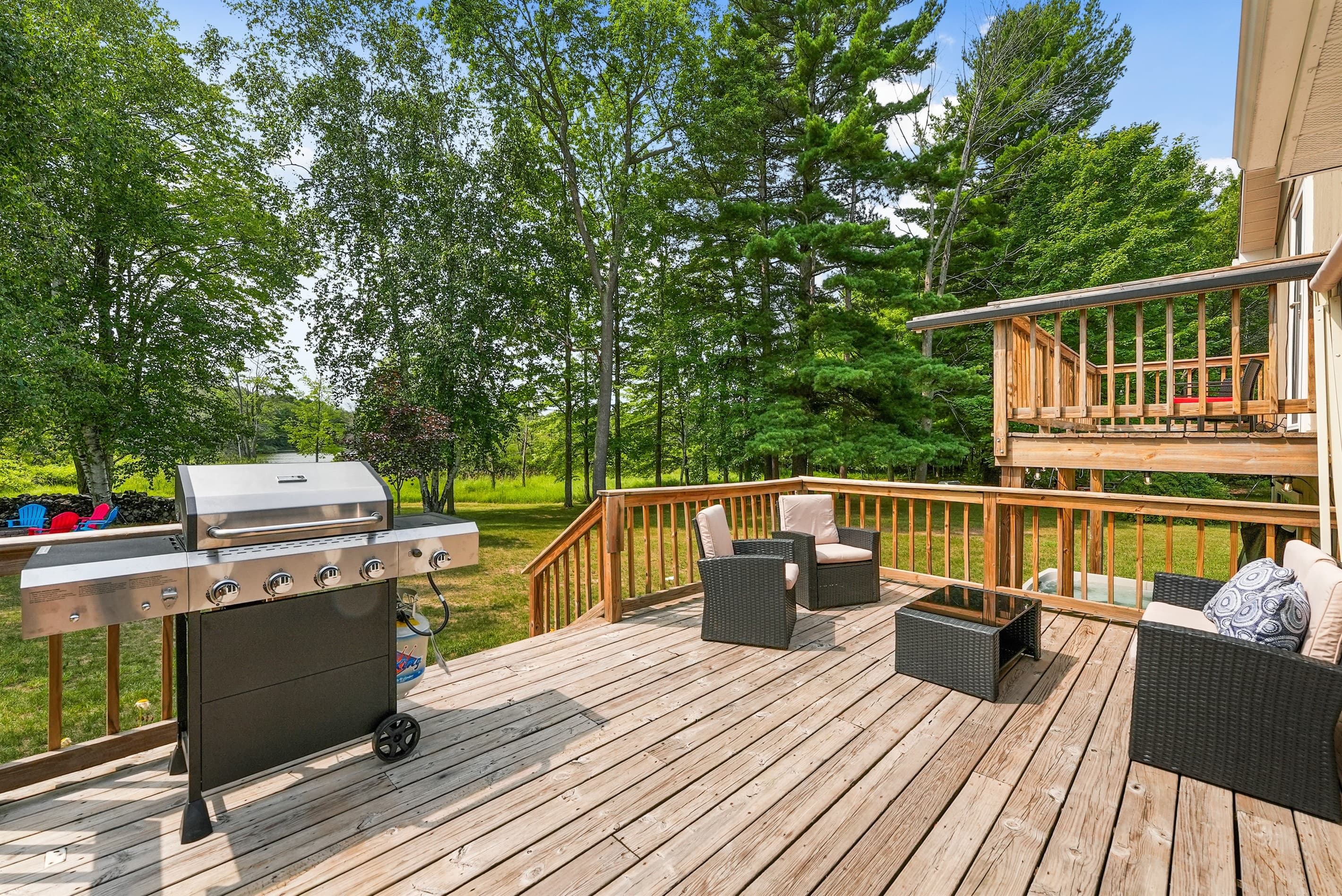 Outdoor Deck: Grill up memories while basking in nature's beauty at this inviting retreat!